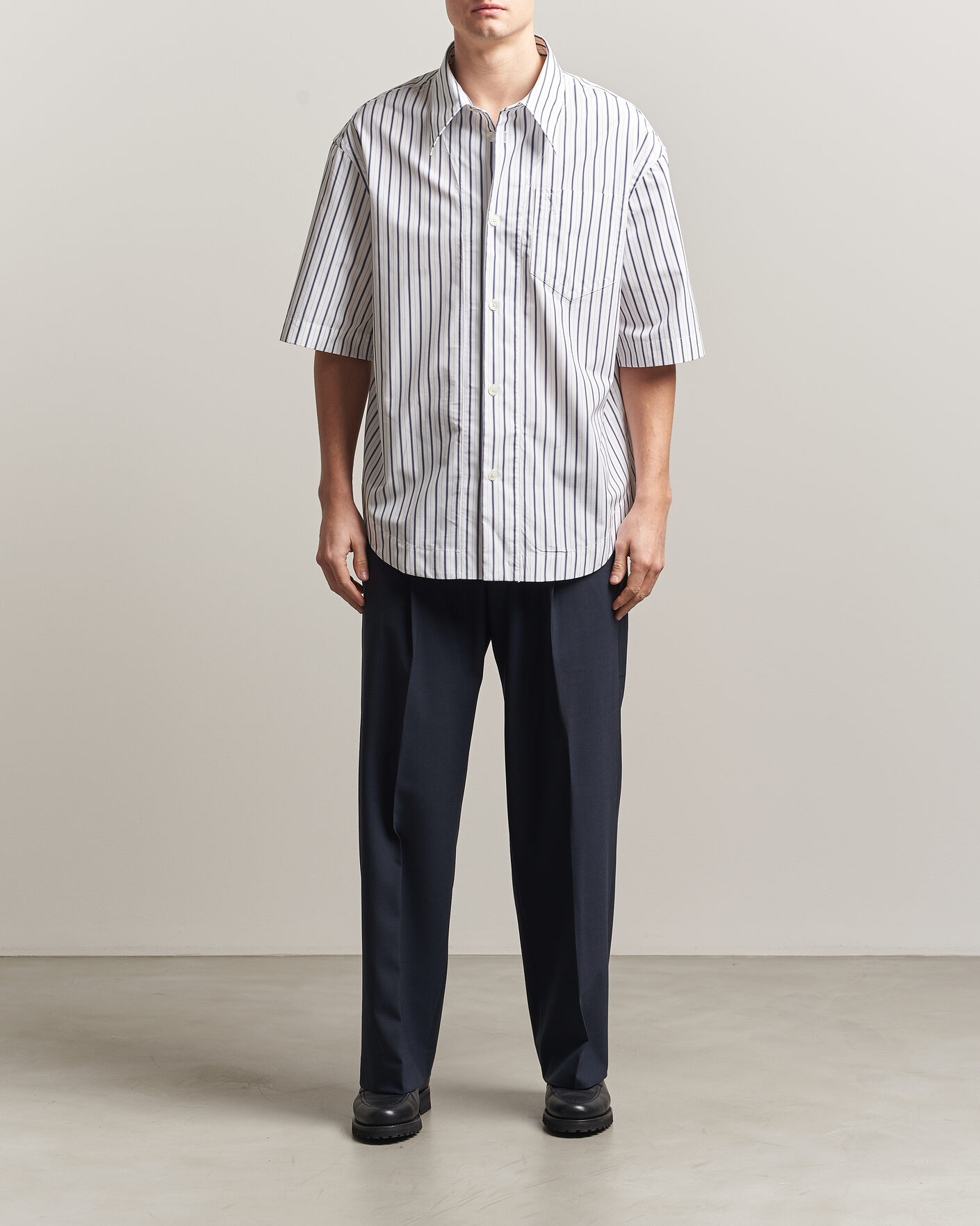 Men | Shirts | AMI | Short Sleeve Camp Collar Shirt White/Blue