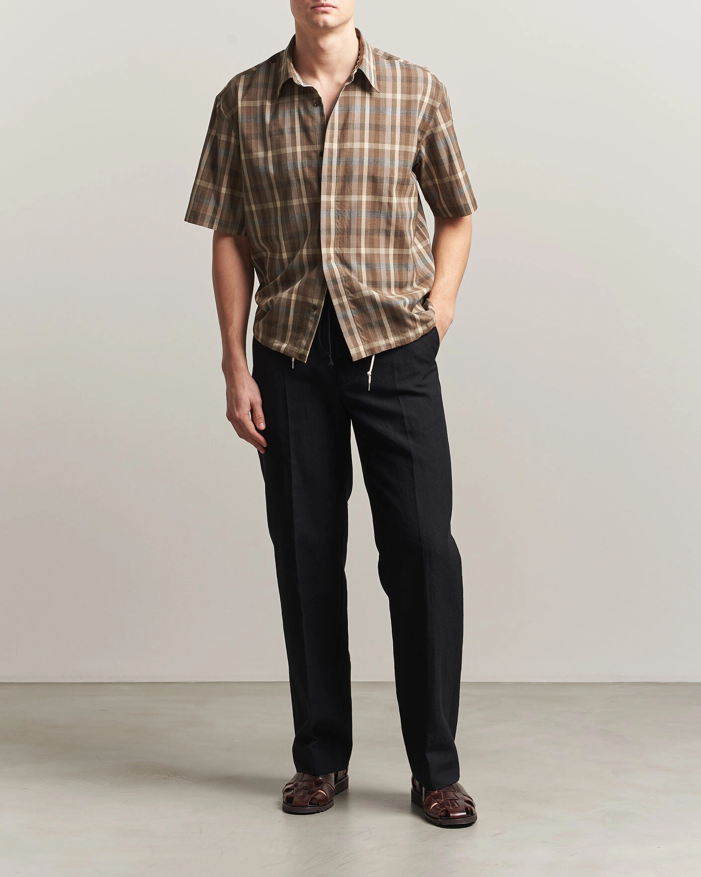 Men | Trousers | Auralee | Wool/Linen Ox Drawstring Pants Black