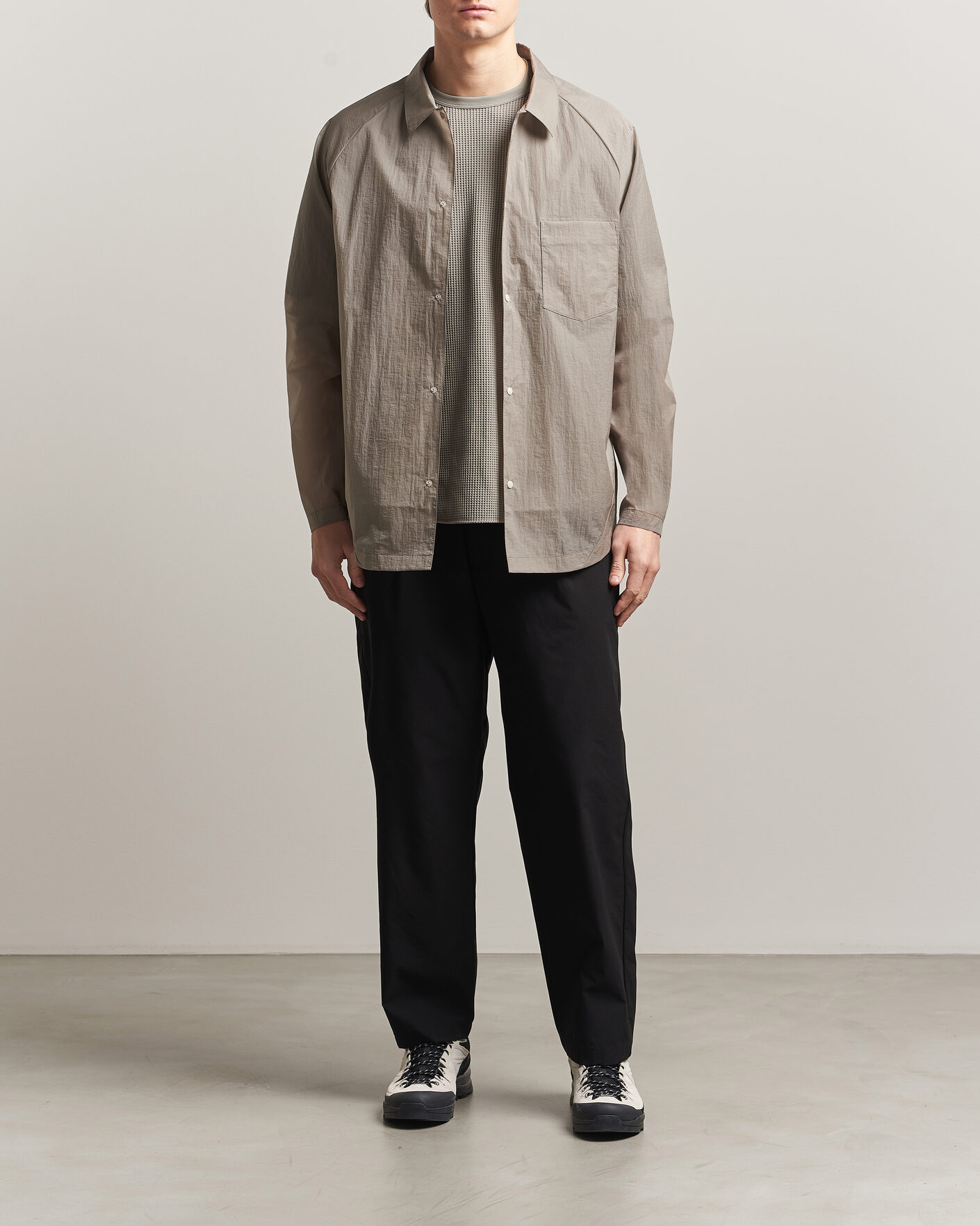 Men | Shirts | Goldwin | Nylon Wind Shirt Arid Beige