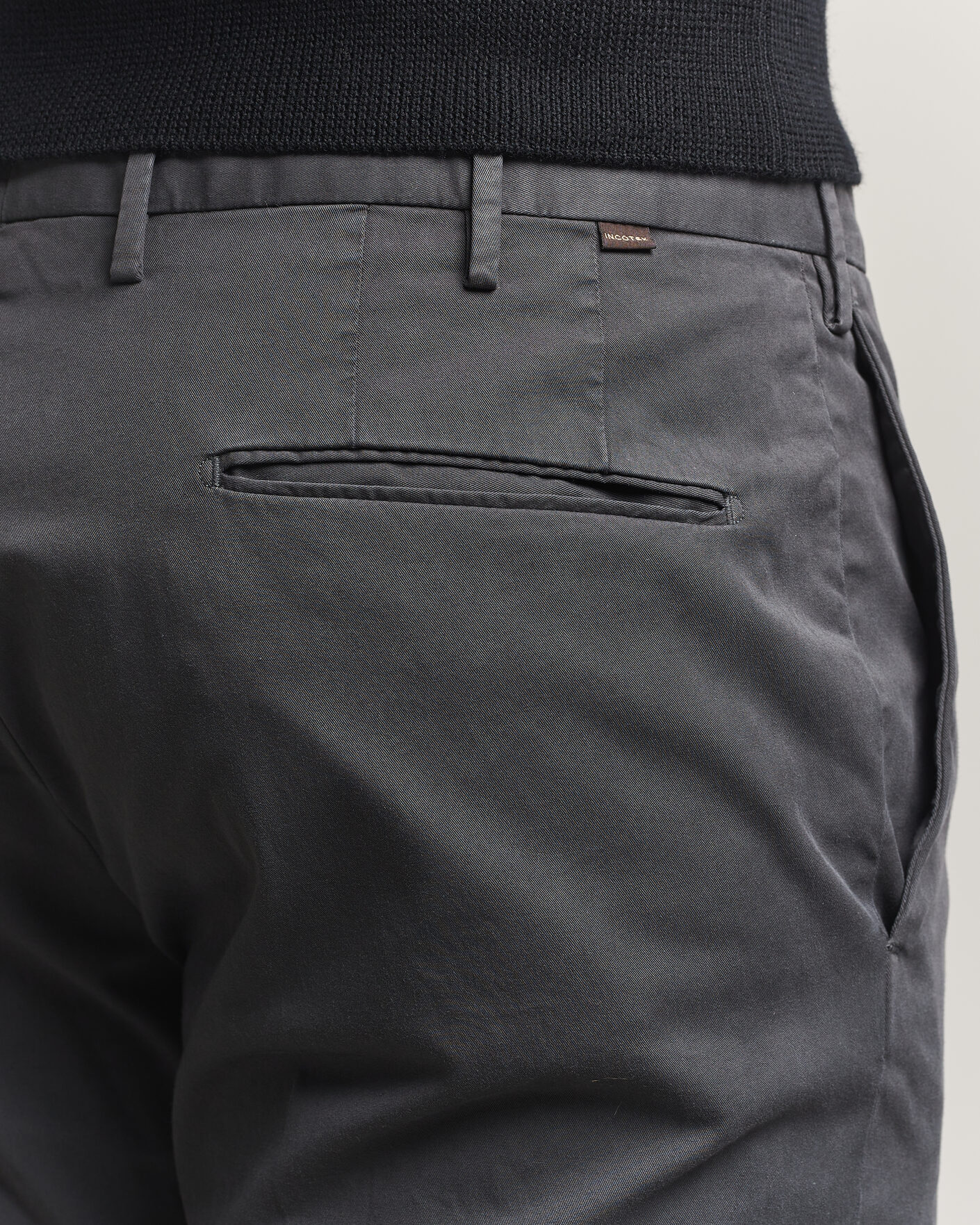 Men | Trousers | Incotex | Slim Fit Comfort Chinos Dark Grey