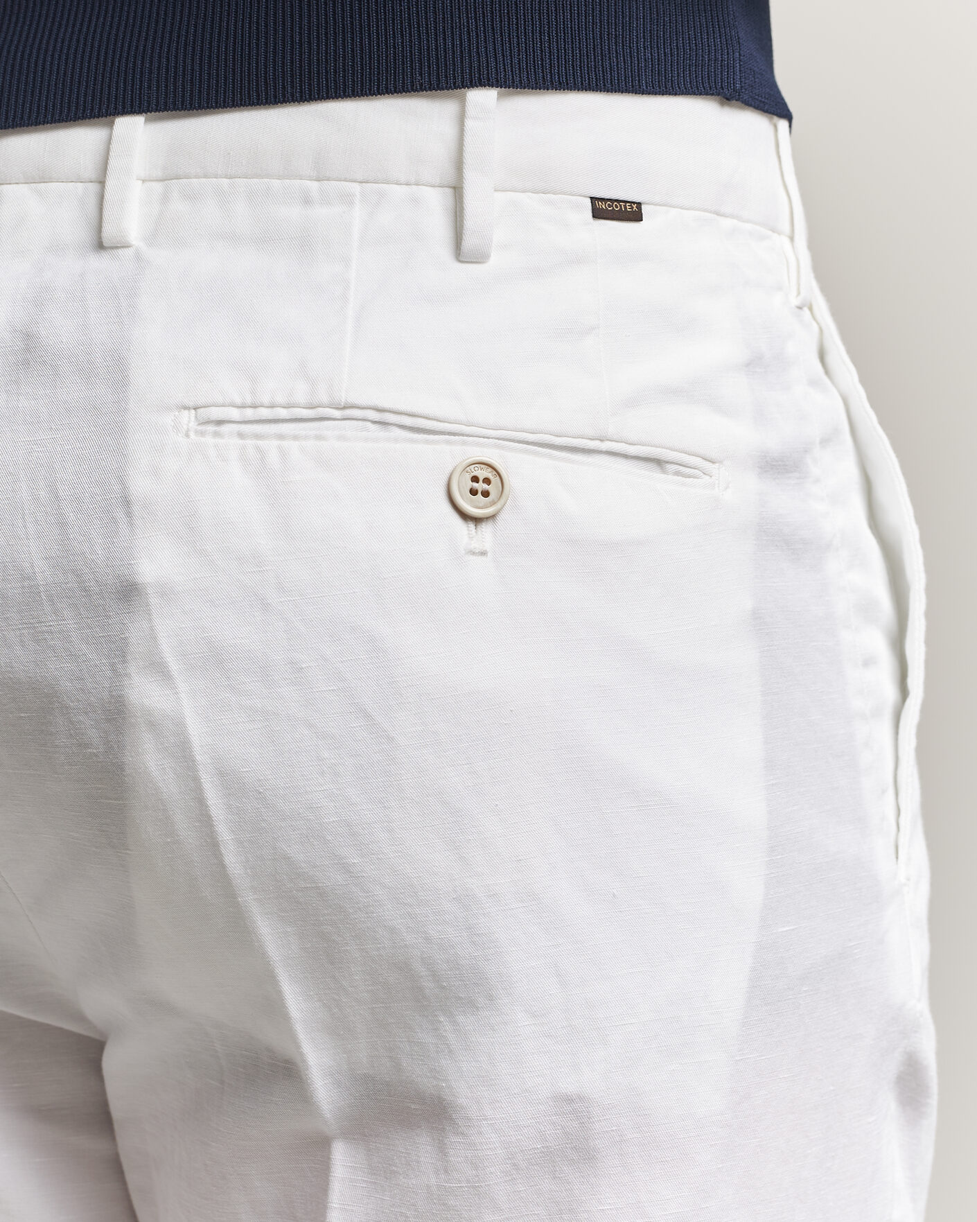 Men | Trousers | Incotex | Regular Fit Chinolino Trousers White