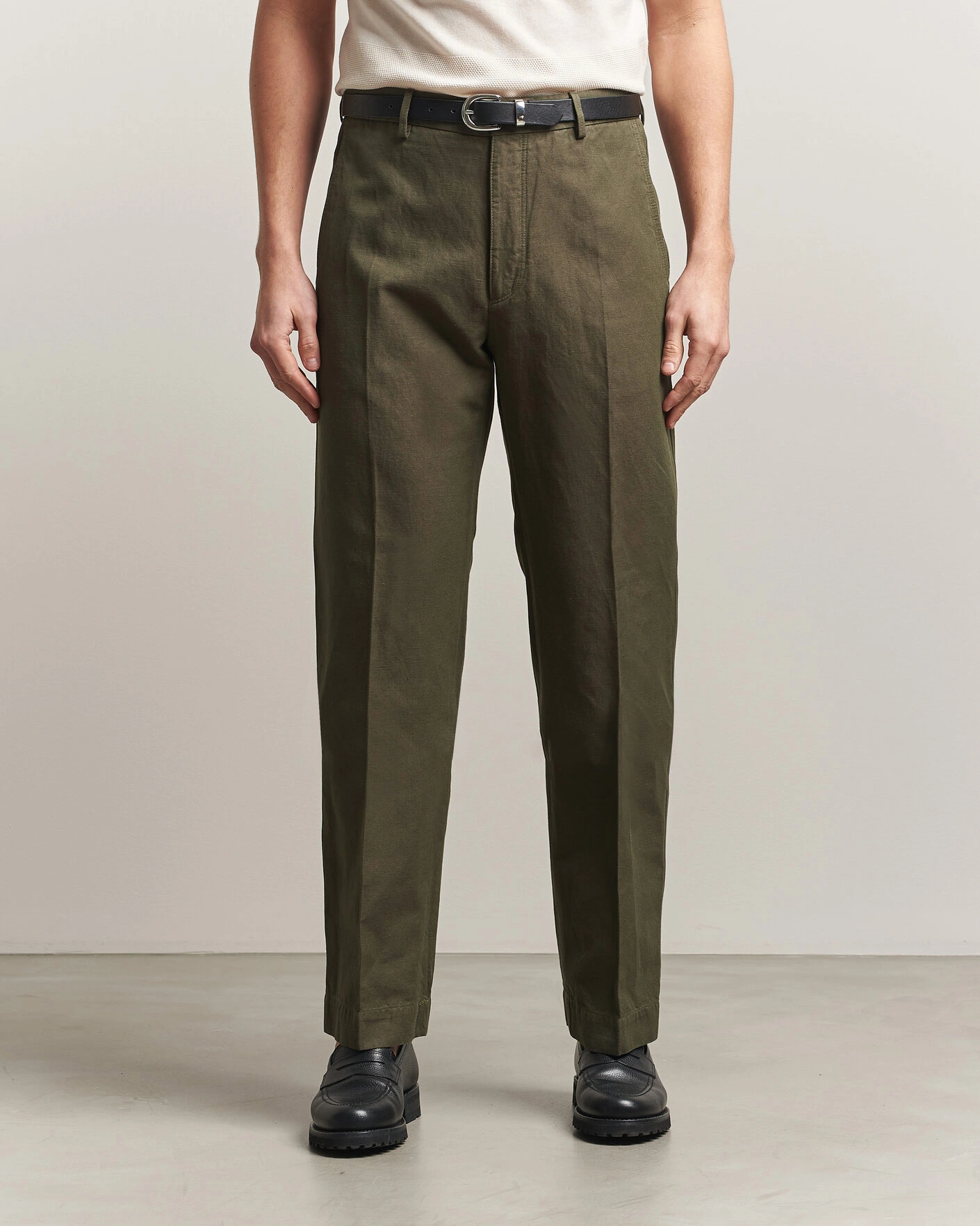 Men | Trousers | Incotex | Regular Fit Cotton/Linen Drill Trousers Military