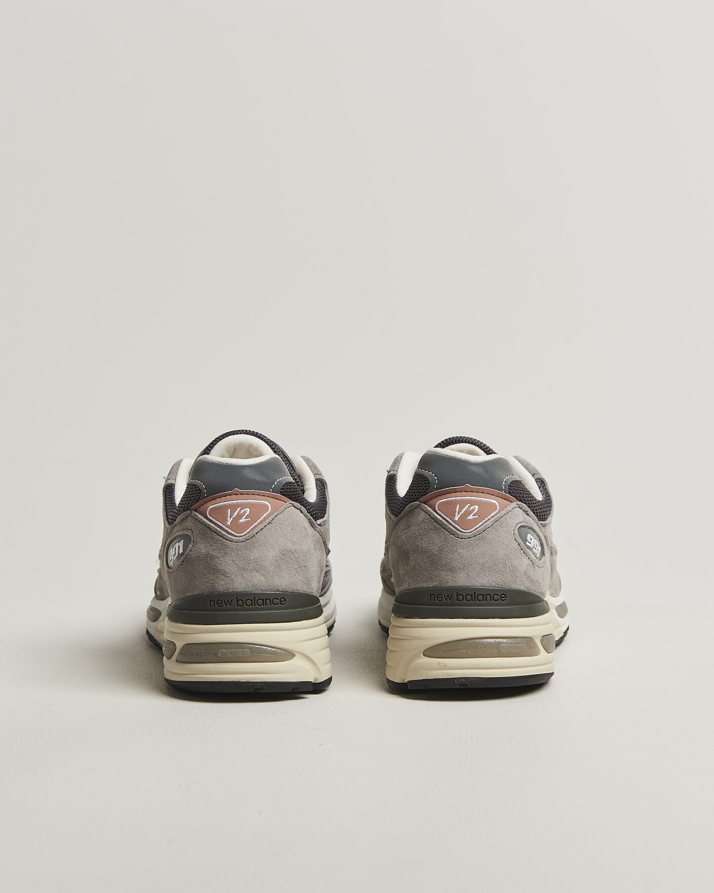 Men | Sneakers | New Balance Made In US & UK | New Balance Made in Made In UK 991v2 Elephant Skin