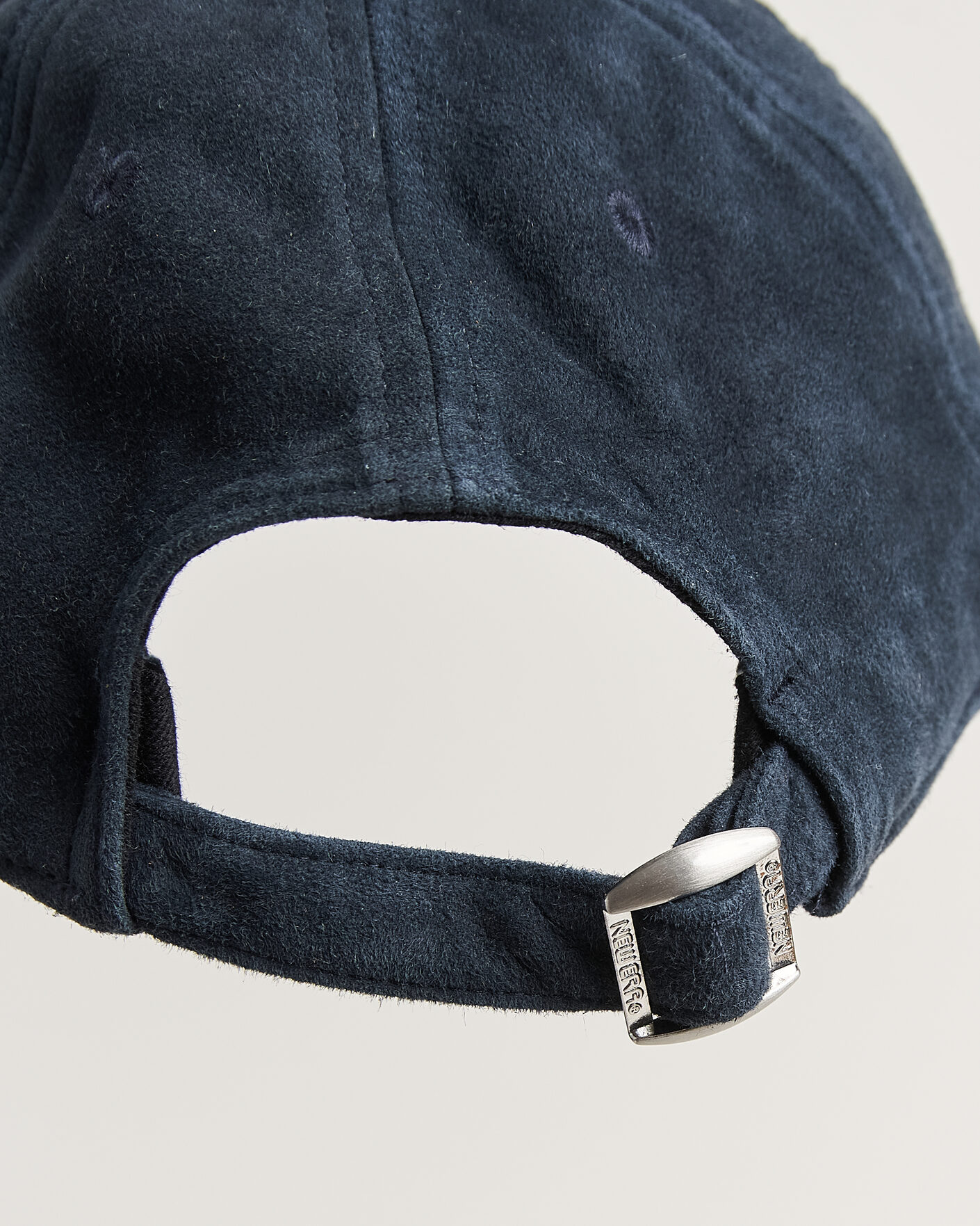 Men | Hats & Caps | New Era | 9Twenty Suede New York Yankees Cap Black