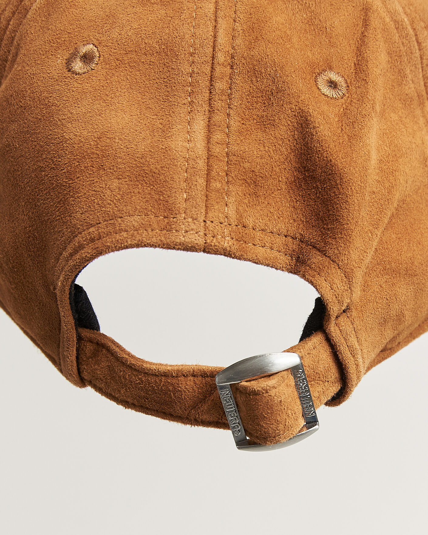 Men | Hats & Caps | New Era | 9Twenty Suede New York Yankees Cap Brown