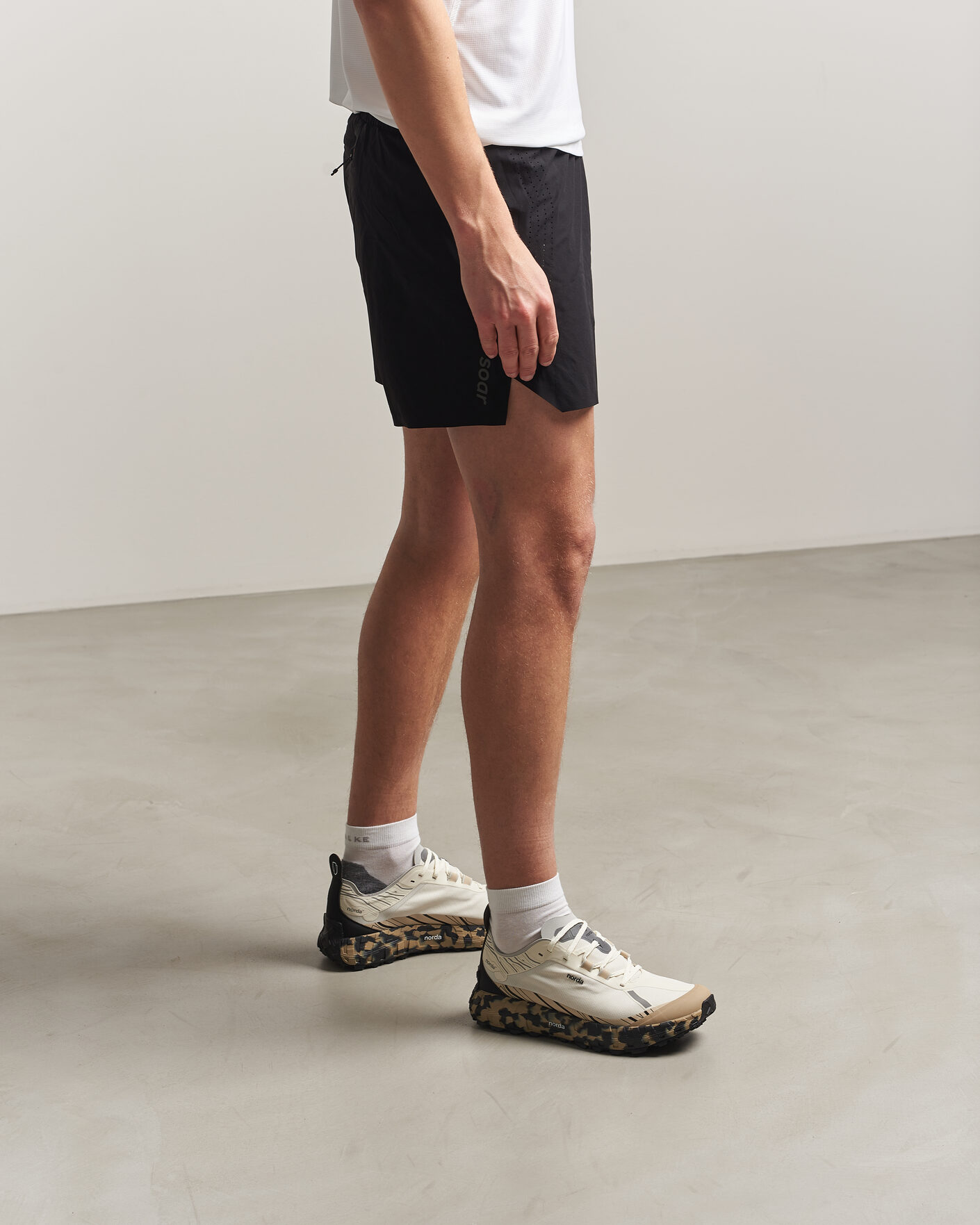 Men | Trail Sneakers | Norda | 001 Running Sneakers Abyss