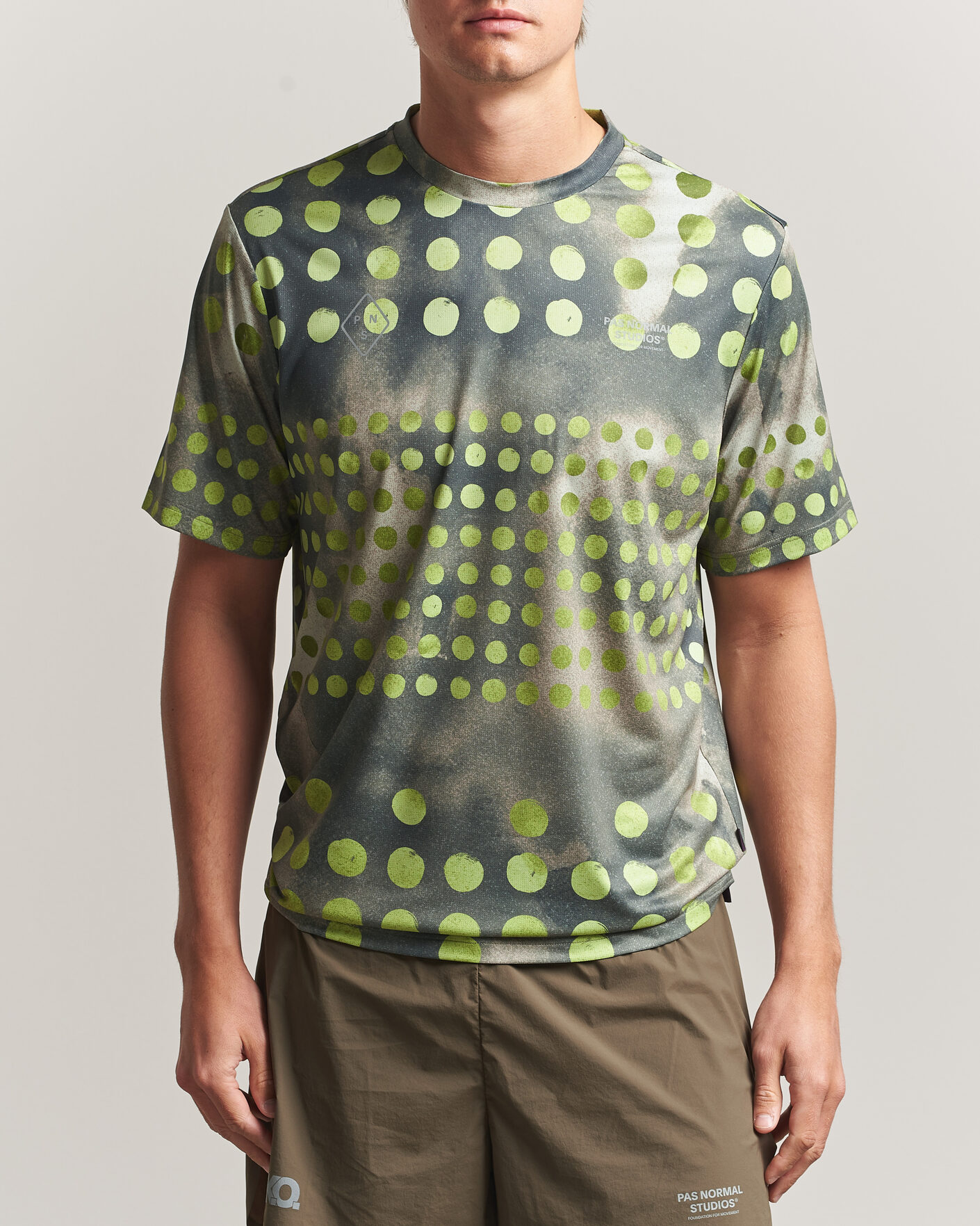 Men | T-Shirts | Pas Normal Studios | TKO Balance T-Shirt Moss Green