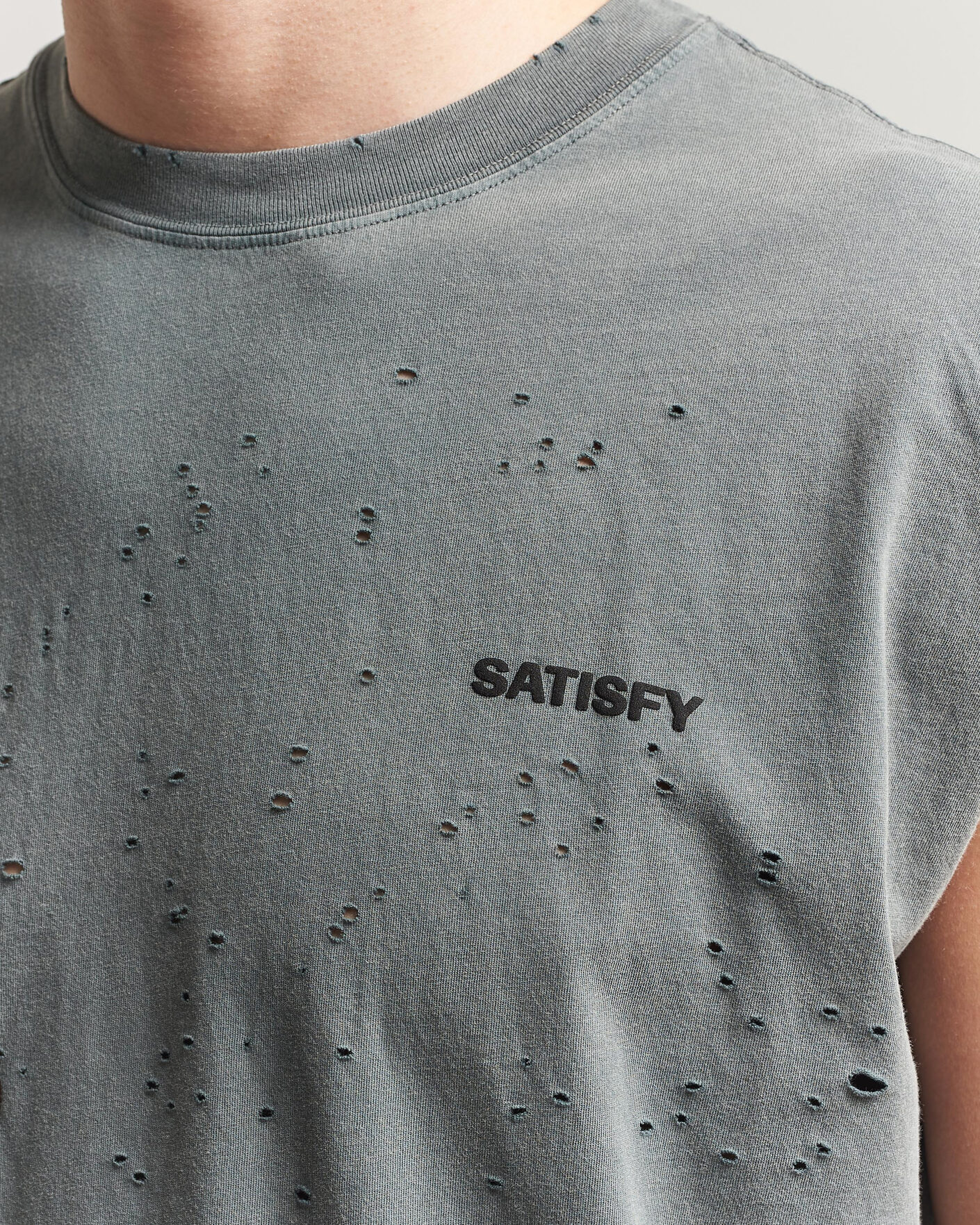 Men | T-Shirts | Satisfy | MothTech Muscle Tee Faded Black