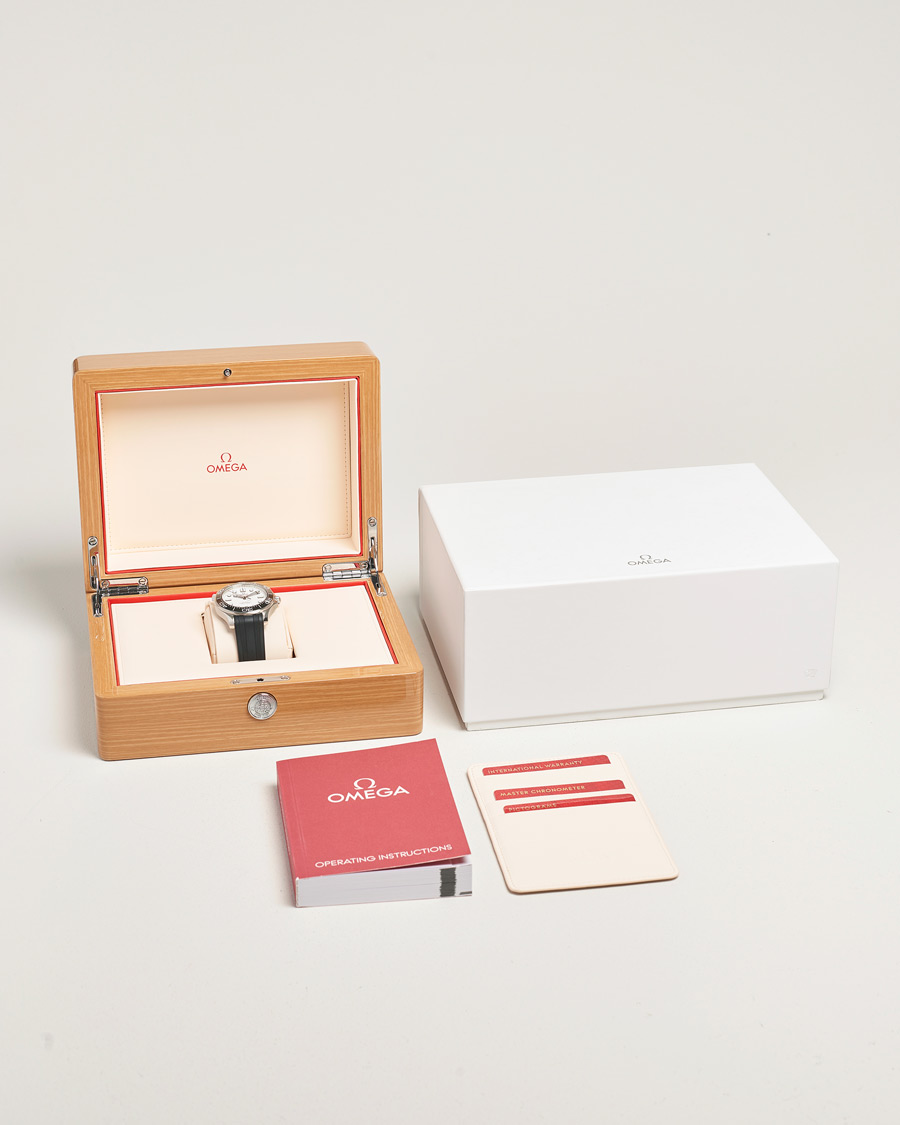 Men | Omega Pre-Owned Seamaster Diver 300 | Omega Pre-Owned | Seamaster Diver 300