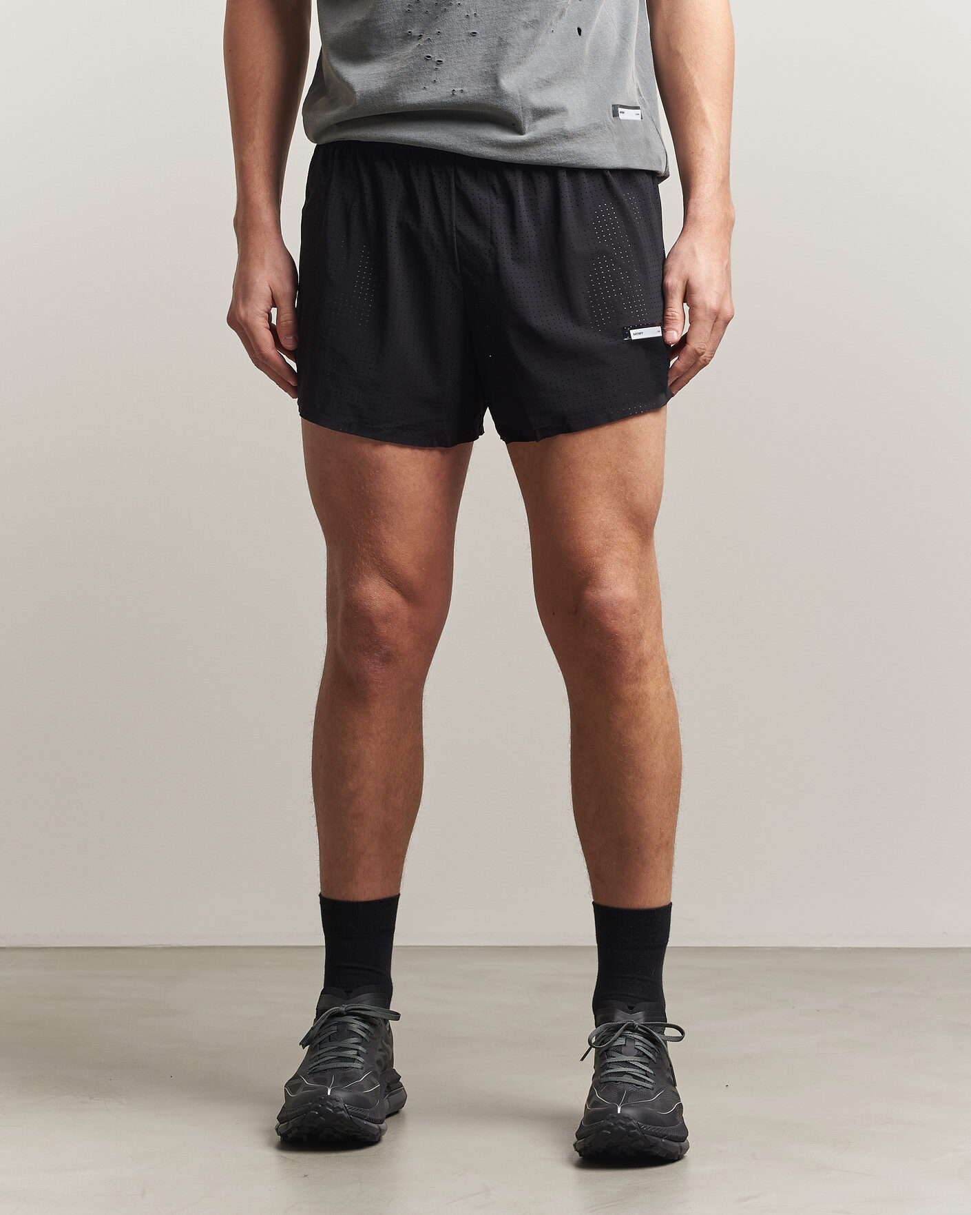 Men | Shorts | Satisfy | Space-O 2.5 Inch Shorts Black