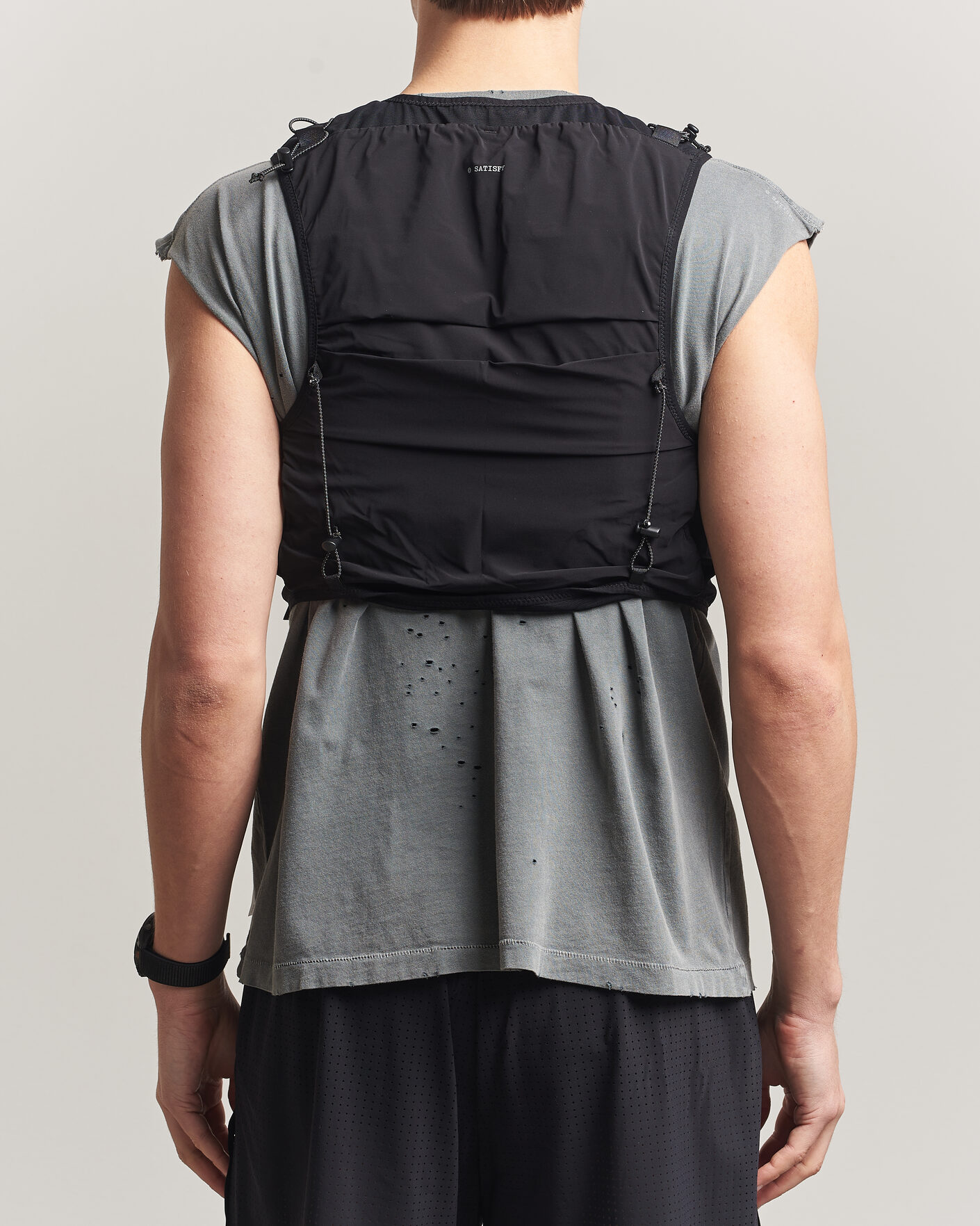 Satisfy Justice Cordura Hydration Vest 5L Black at CareOfCarl.com