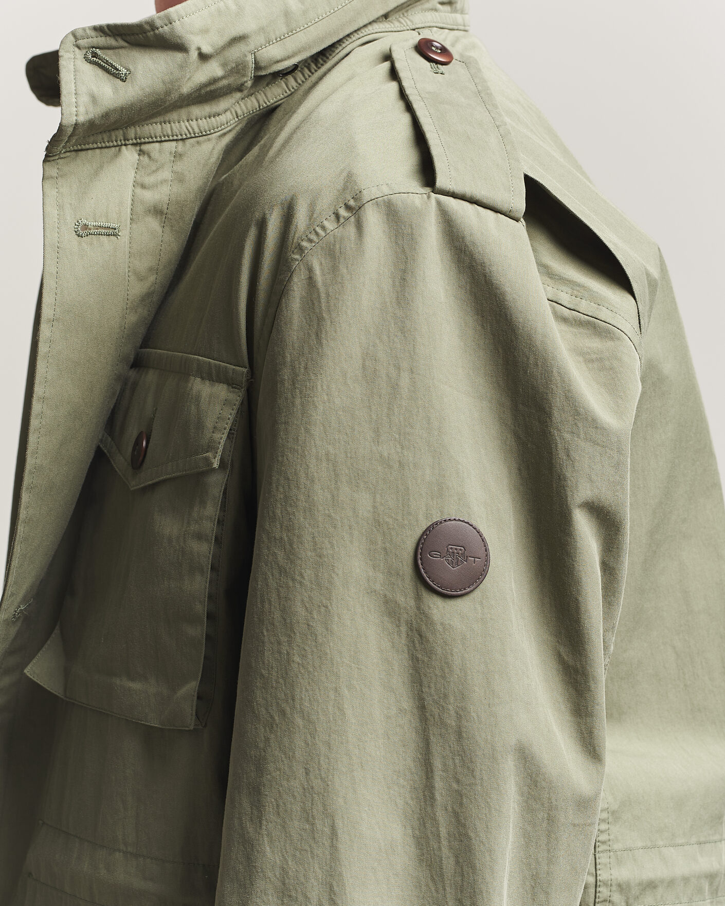 Men | Coats & Jackets | GANT | Cotton Field Jacket Dry Herb Green
