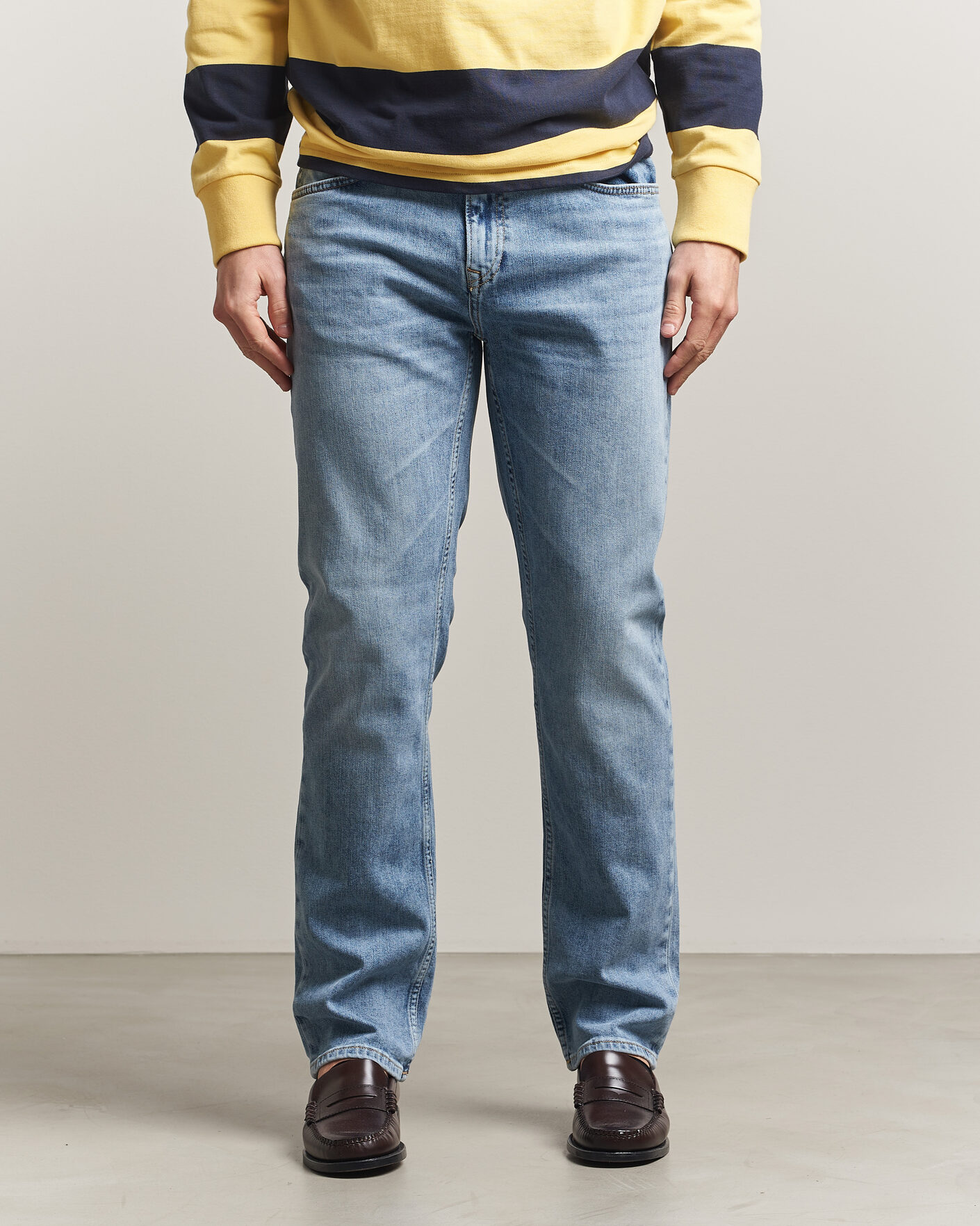 Men | Trousers | Gant | Regular Fit Jeans Semi Light Blue Worn In