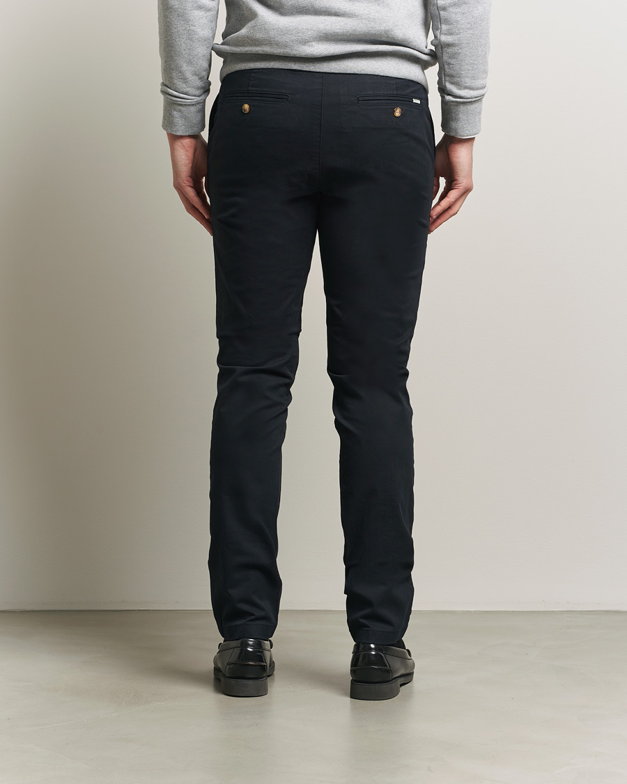 Men | Trousers | GANT | Slim Fit Chinos Black