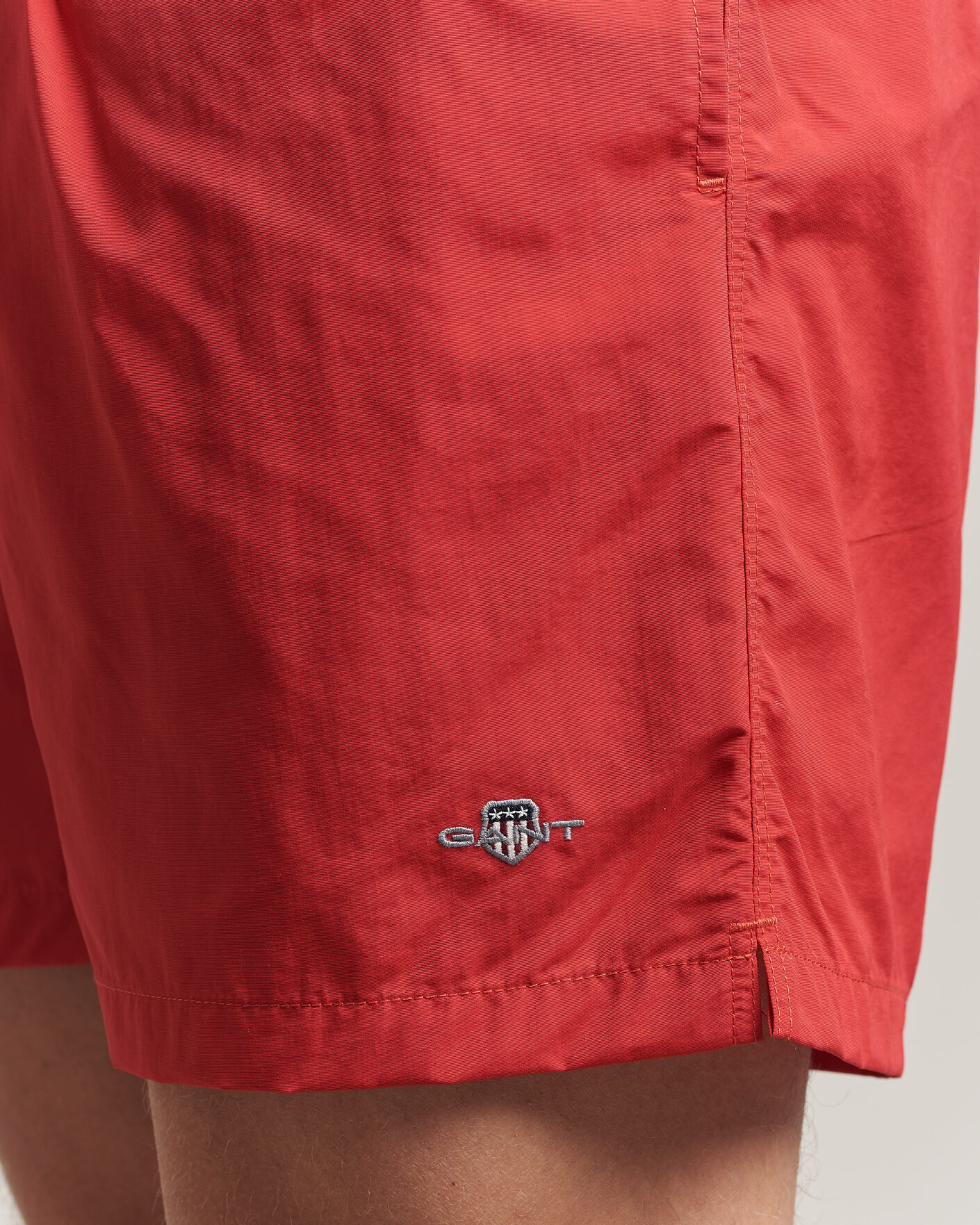 Men | Swimwear | GANT | Basic Swimshorts Rose Red