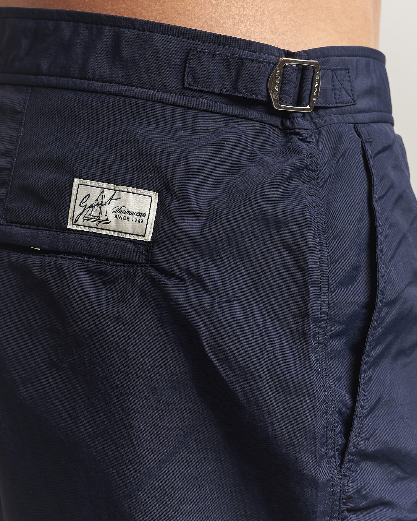 Men | Swimwear | Gant | Fitted Swimshorts Marine