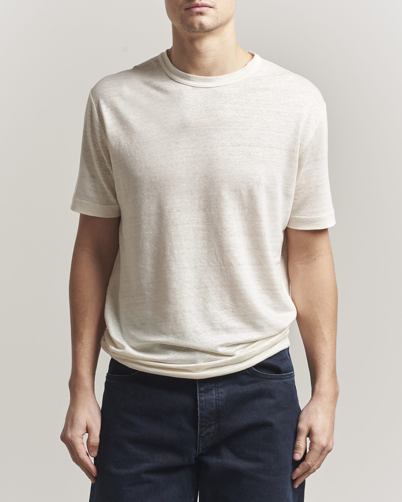 Men | T-Shirts | Gant | Linen T-Shirt Creamed White