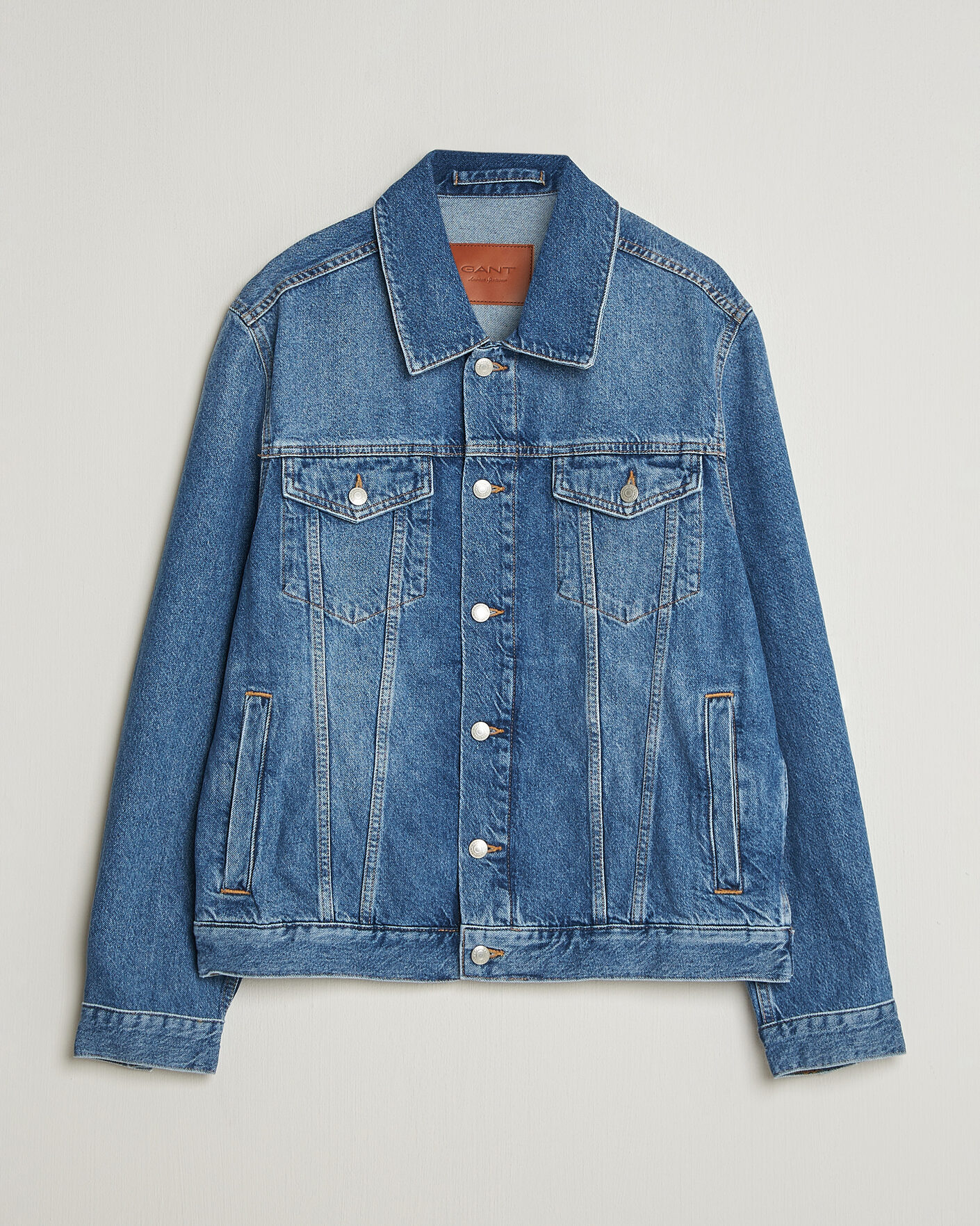 Men | Coats & Jackets | GANT | Denim Trucker Jacket Mid Blue
