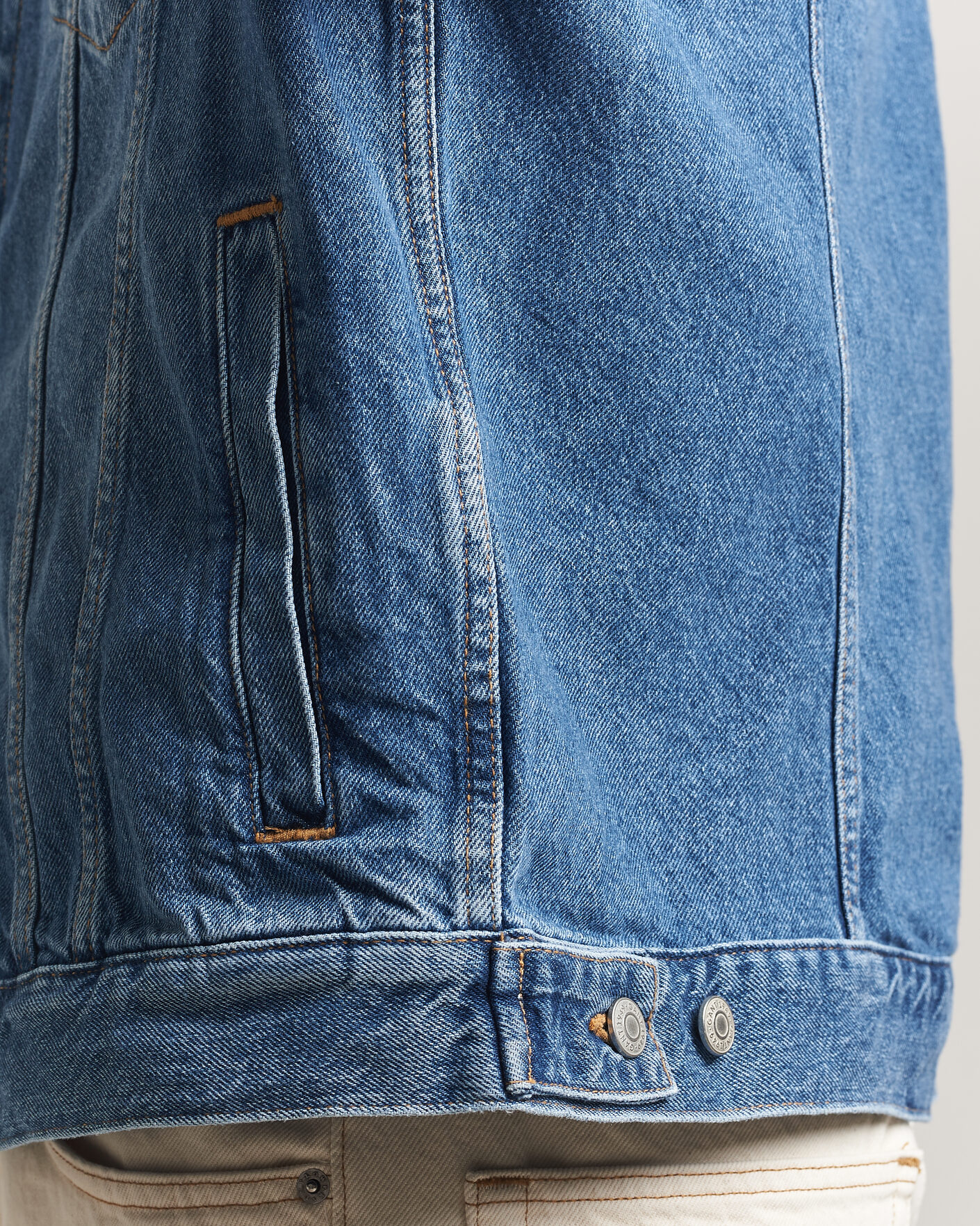 Men | Coats & Jackets | Gant | Denim Trucker Jacket Mid Blue