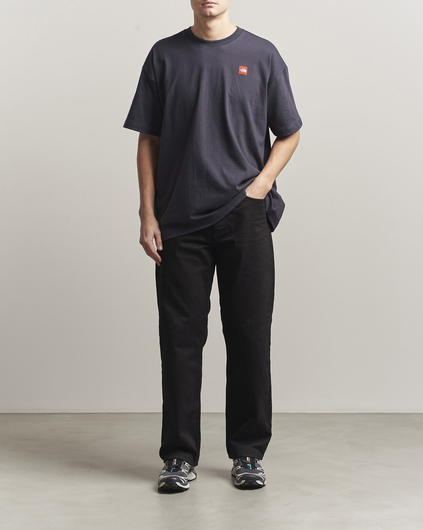 Men | T-Shirts | The North Face | Red Box T-Shirt Black