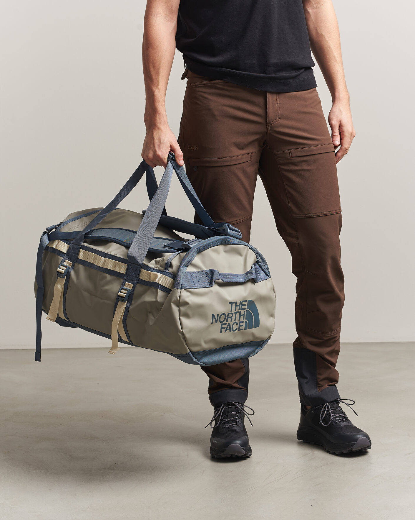 Men | Bags | The North Face | Base Camp Duffel M Stone Slab
