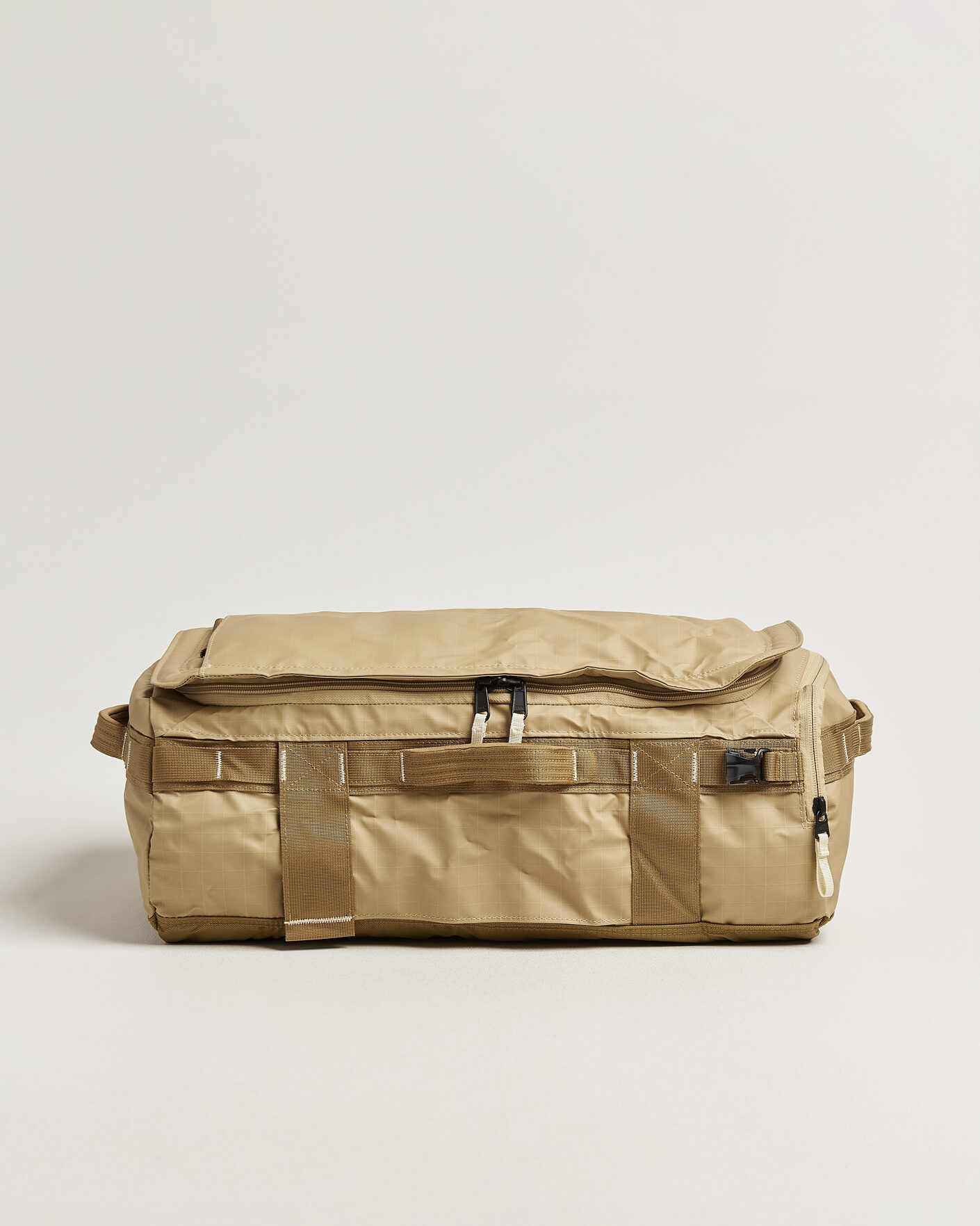 Men | Bags | The North Face | Base Camp Voyager Duffel 32 Khaki Stone