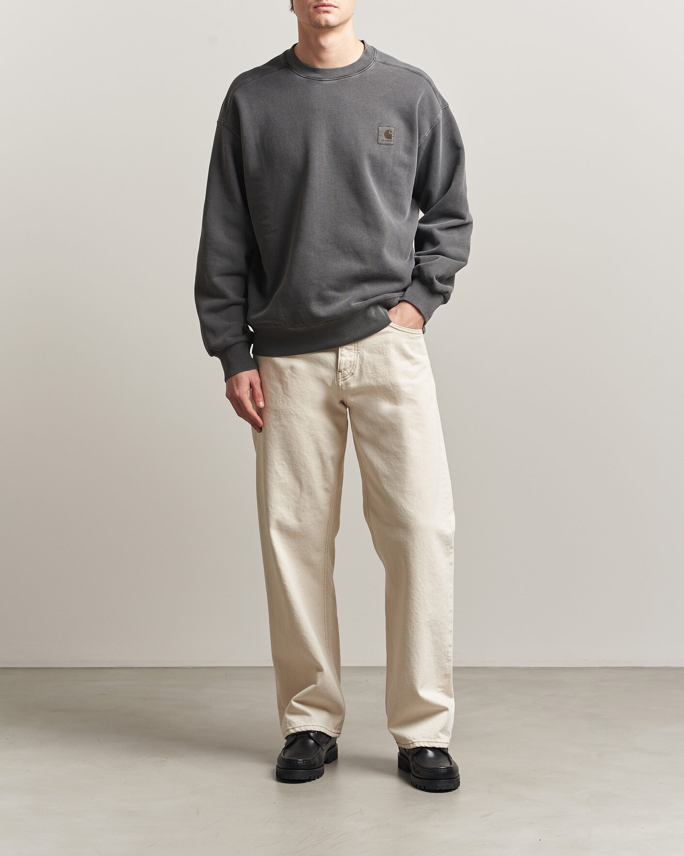 Men | Sweaters & Knitwear | Carhartt WIP | Nelson Sweatshirt Black