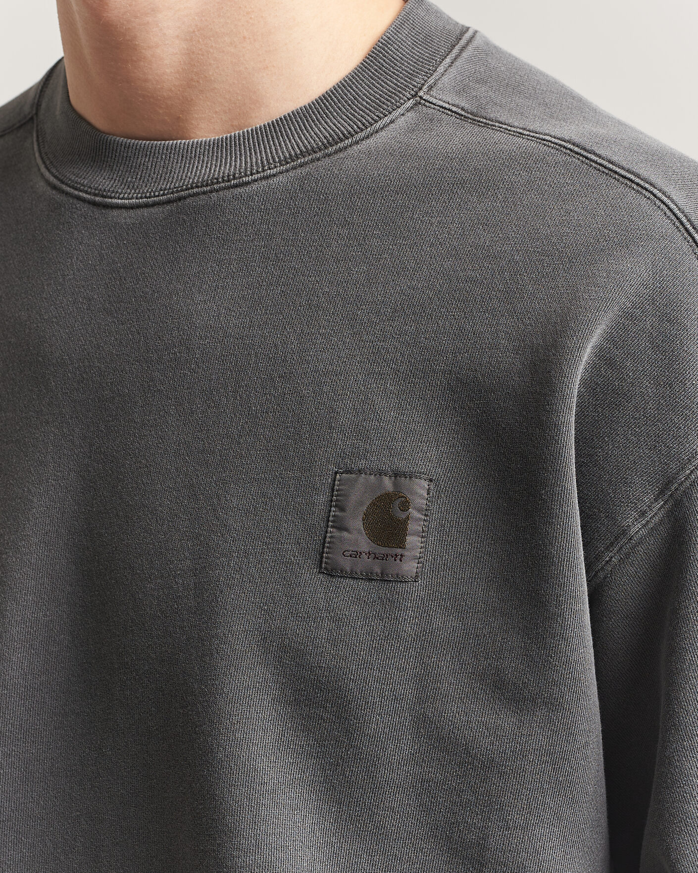 Men | Sweaters & Knitwear | Carhartt WIP | Nelson Sweatshirt Black