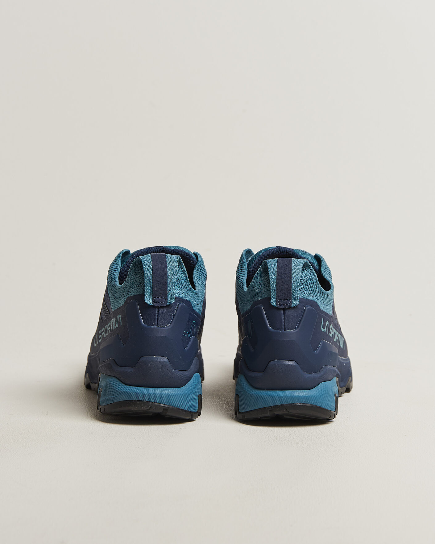 Men | Hiking shoes | La Sportiva | Ultra Raptor 3 Night Sky/Hurricane