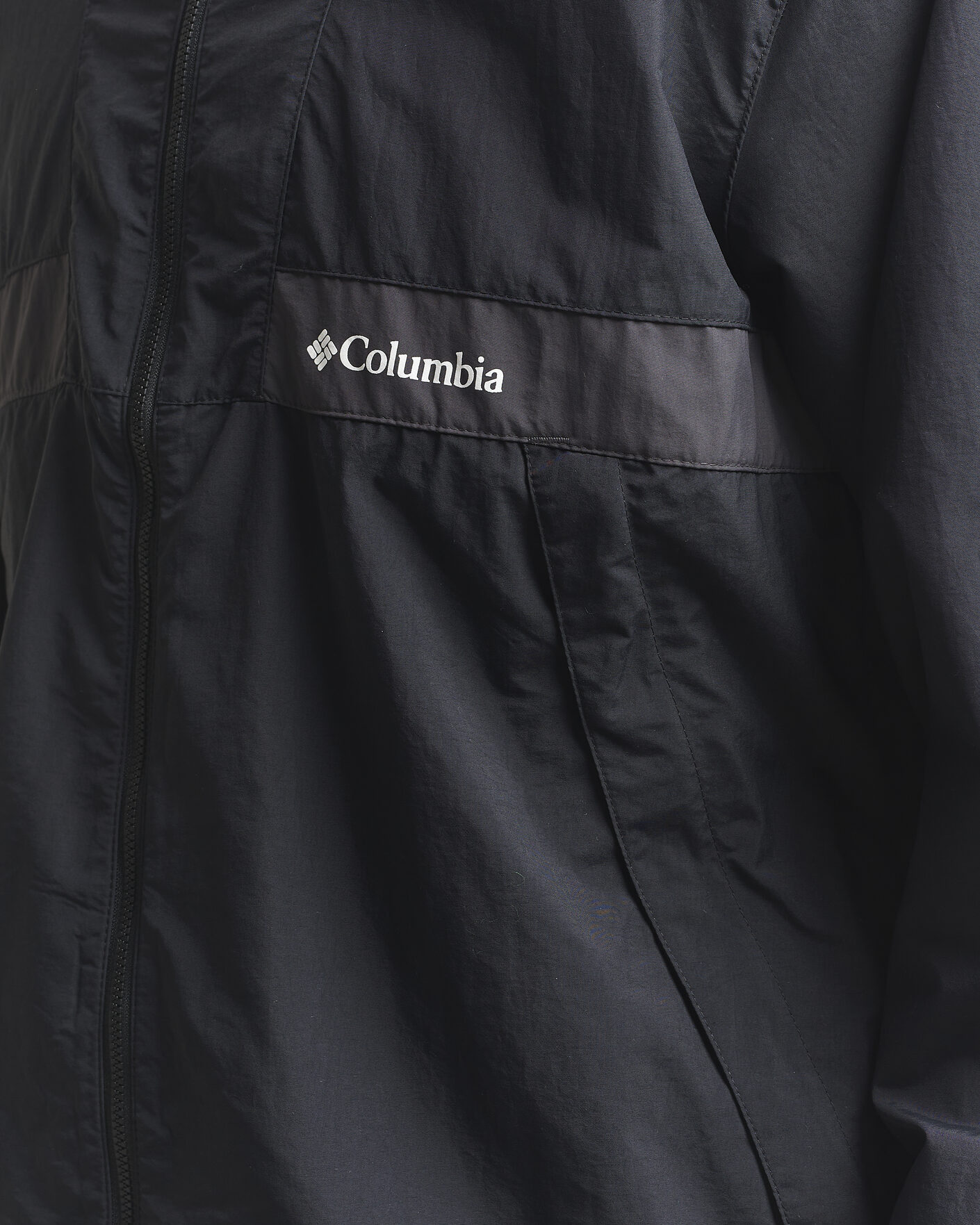 Men | Coats & Jackets | Columbia | Spire Valley Hooded Windbreaker Black
