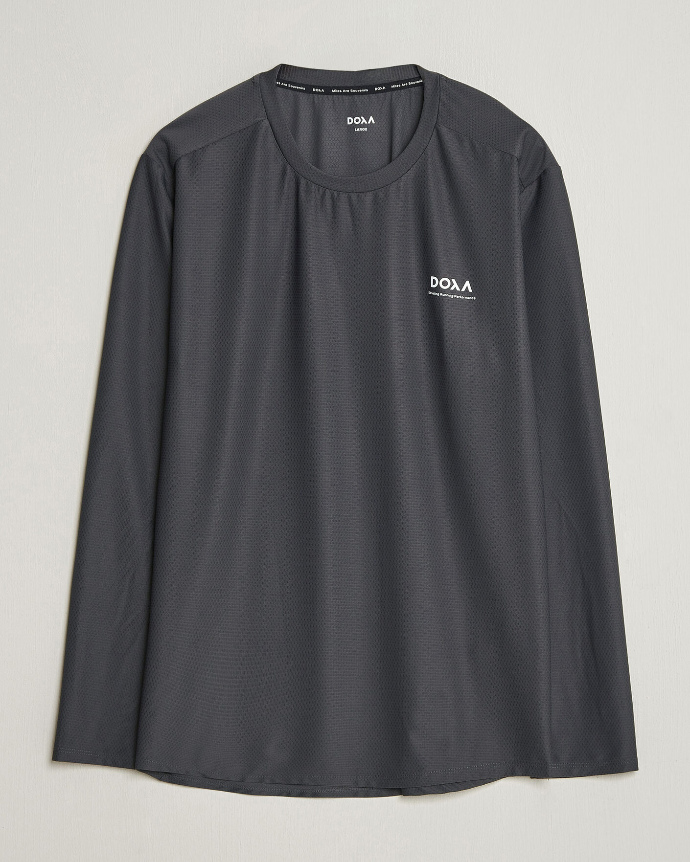 Men | T-Shirts | DOXA | Rerun Long Sleeve T-Shirt Raven