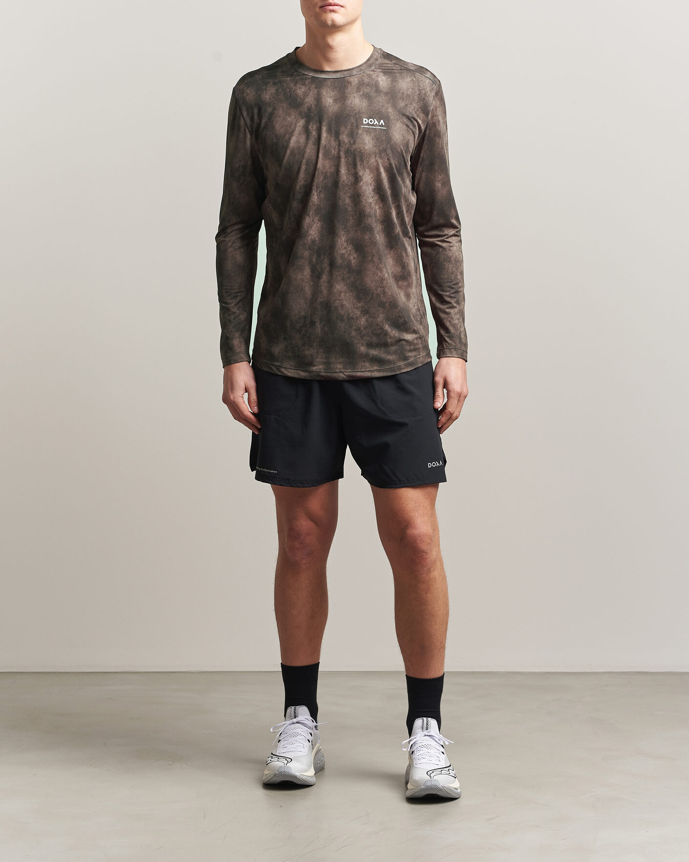 Men | T-Shirts | DOXA | Rerun Long Sleeve T-Shirt Taupe