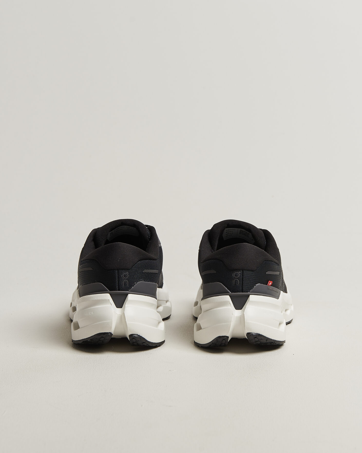 Men | Running shoes | On | Cloudrunner 3 Black/Ivory