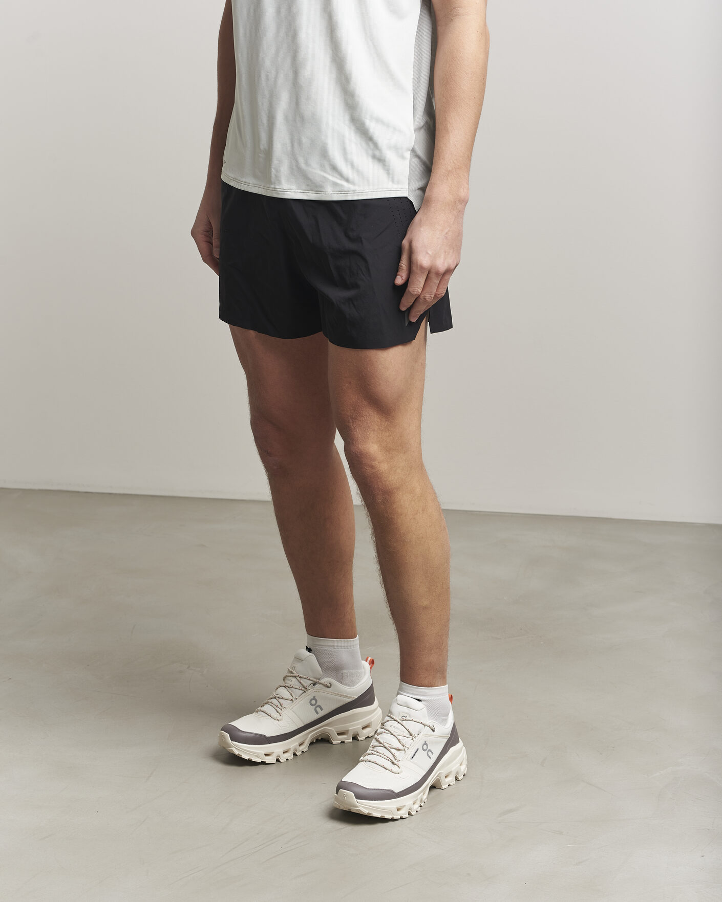 Men | Trail Sneakers | On | Cloudrock Low Waterproof Ivory/Ivory