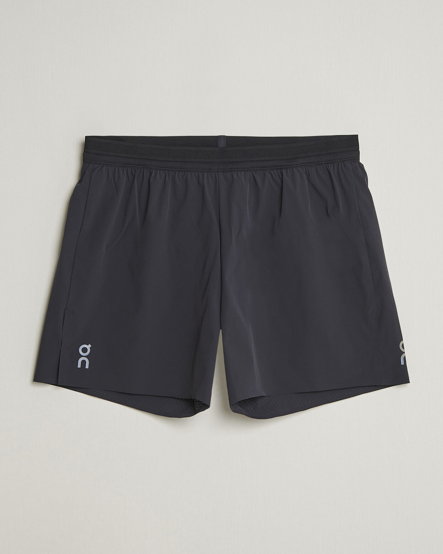 Men | Shorts | On | 5 Inch Performance Shorts Black