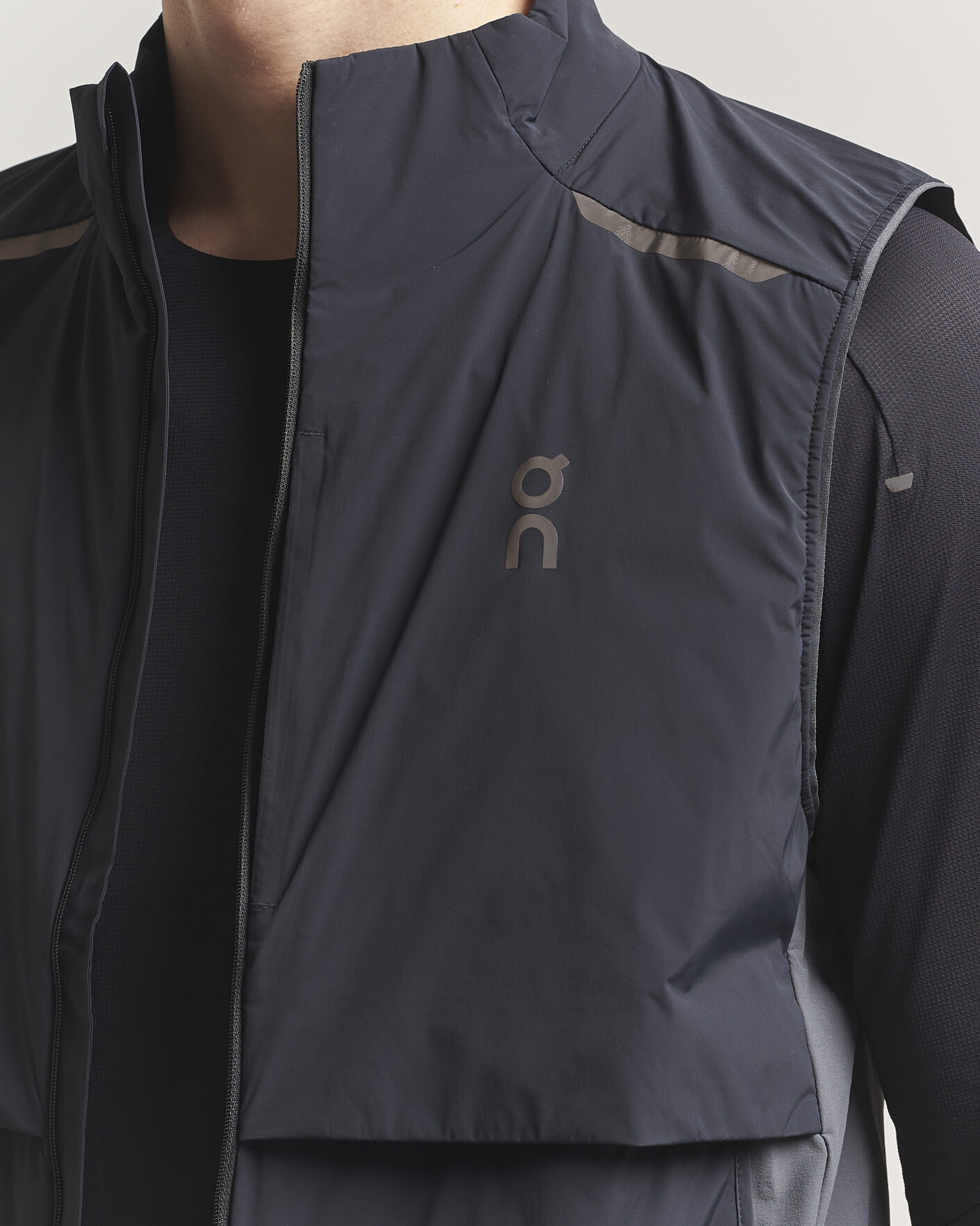 Men | Gilets | On | Weather Vest Black/Eclipse