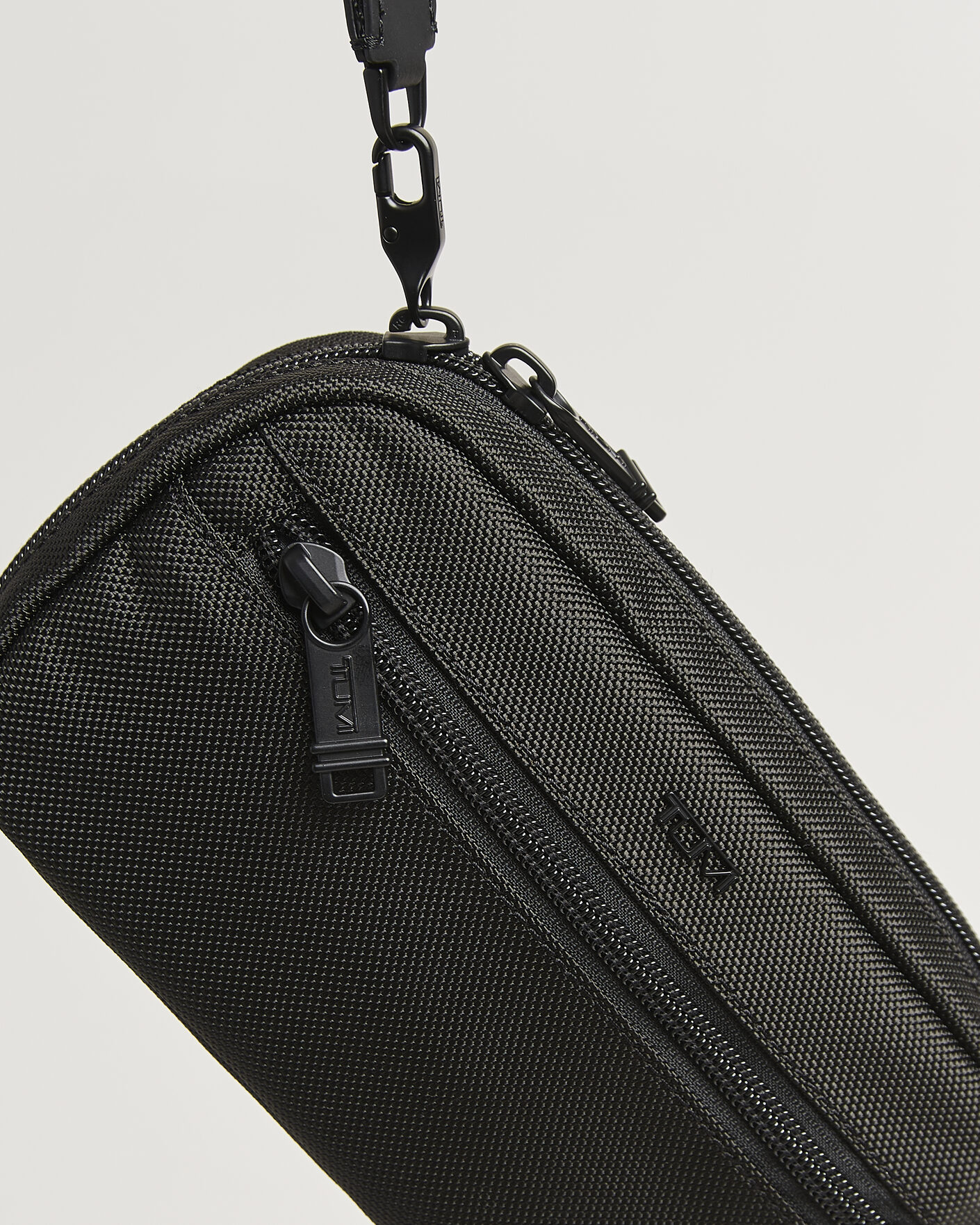 Men | Bags | TUMI | Zip-Around Case Black