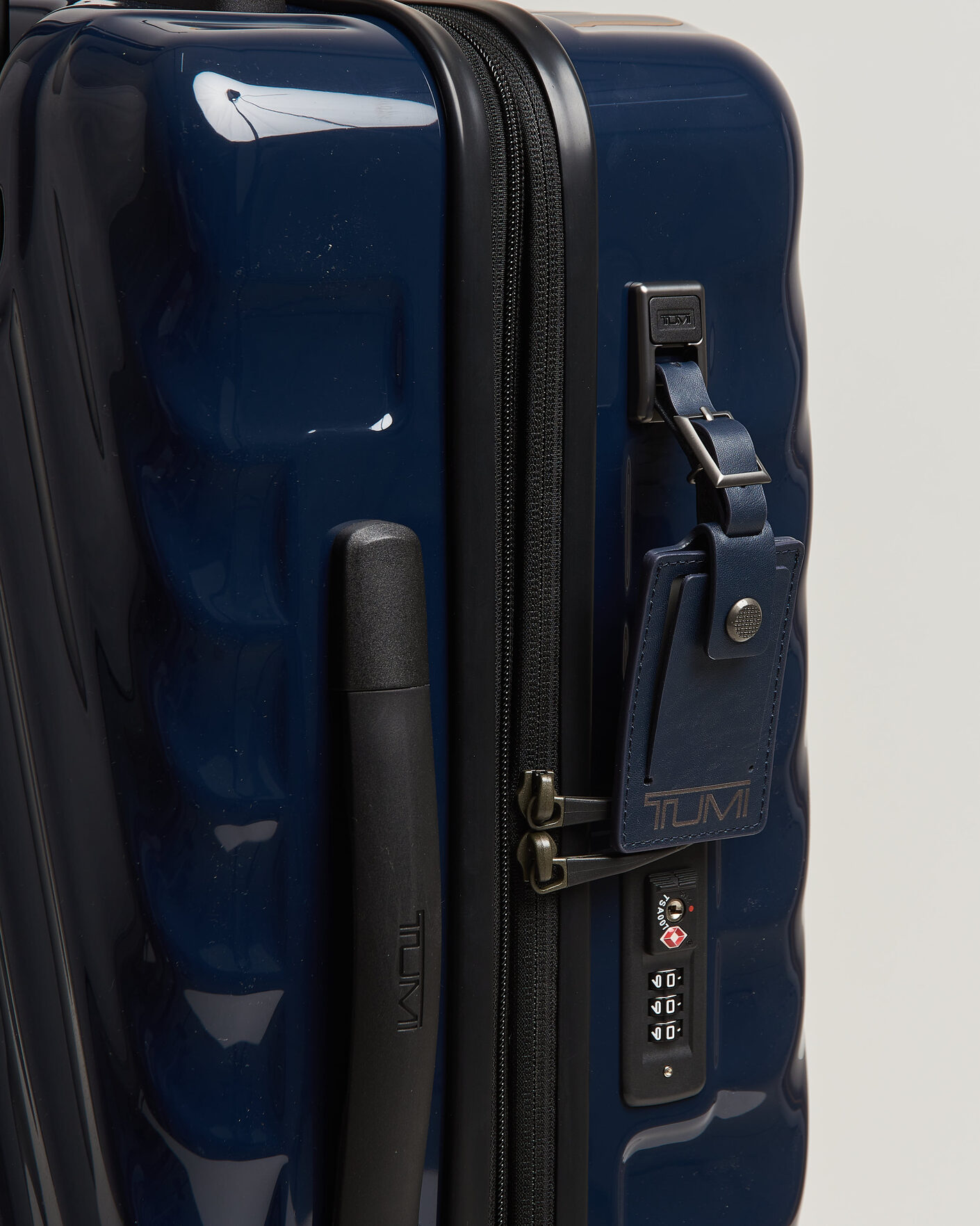Men | Bags | TUMI | 19 Degree International Carry-on Trolley Navy