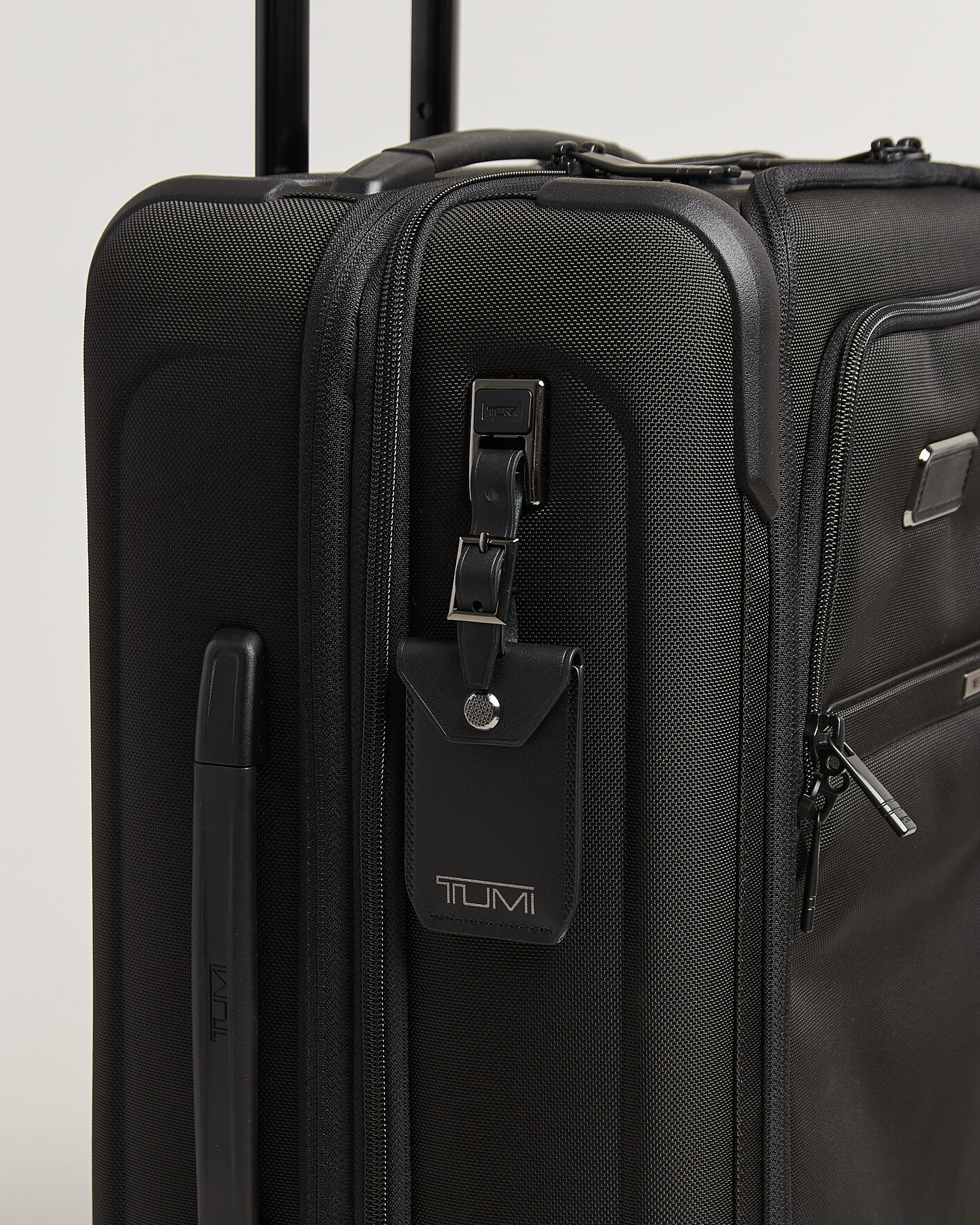 Men | Bags | TUMI | Alpha 4 Dual Access Expansion Cross Over Black