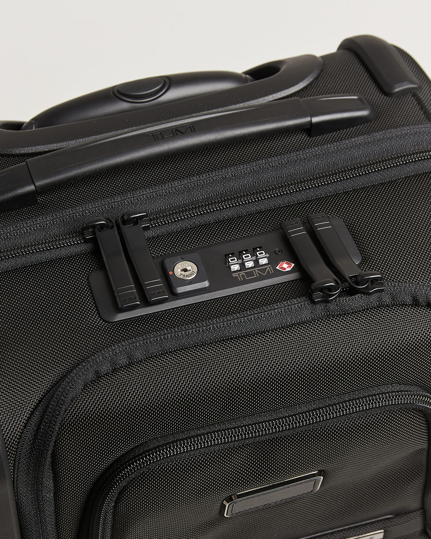 Men | Bags | TUMI | Alpha 4 Dual Access Expansion Cross Over Black