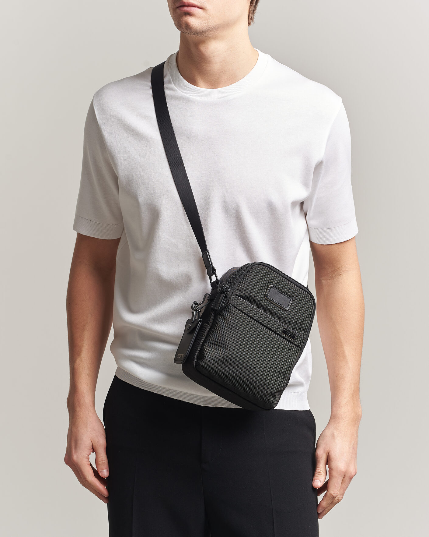 Men | Bags | TUMI | Alpha 4 Small Crossbody Bag Black