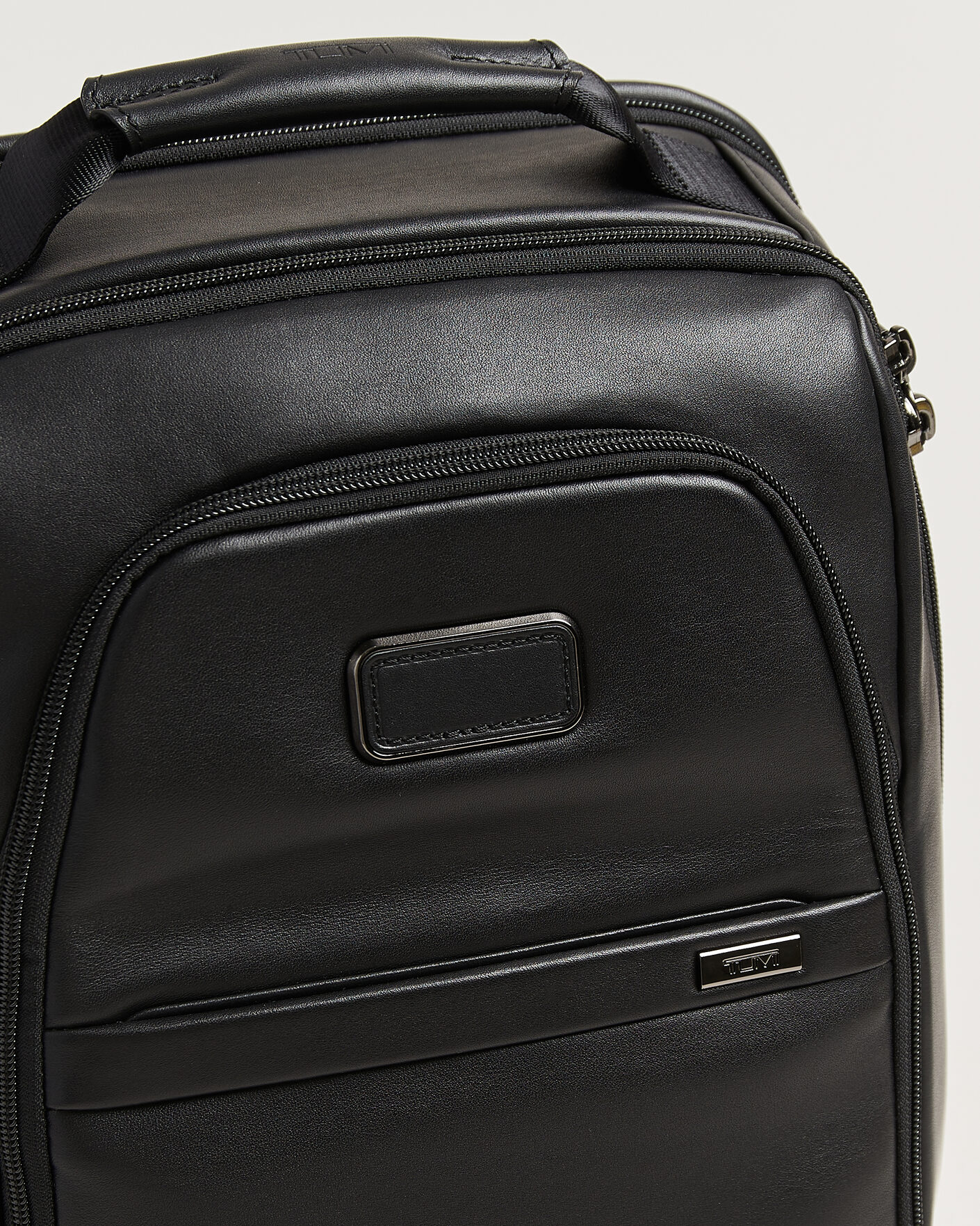Men | Bags | TUMI | Alpha 4 Expandable Medium Backpack Black