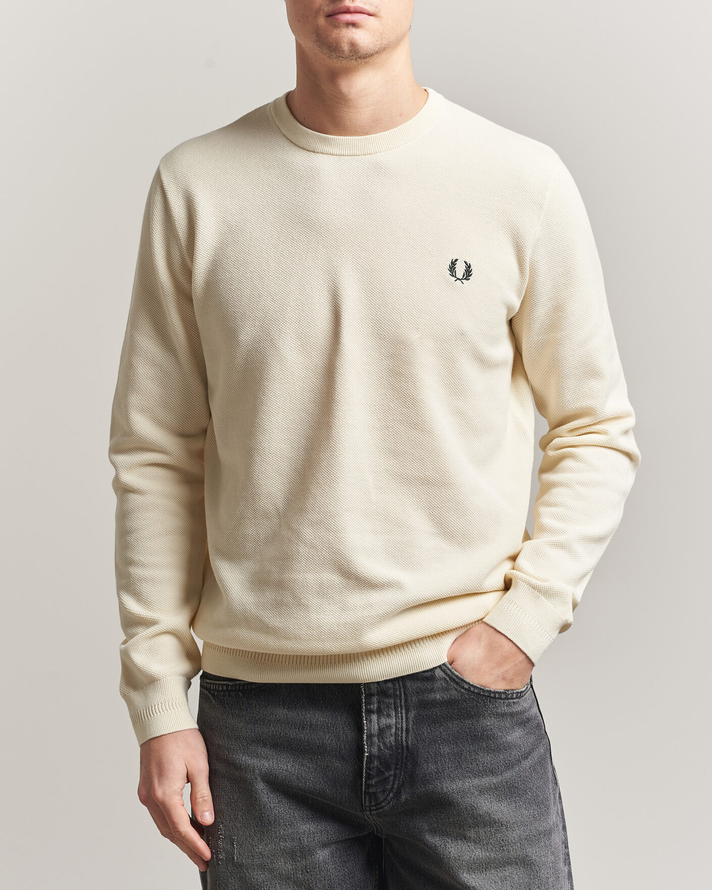 Men | Sweaters & Knitwear | Fred Perry | Piqué Stitched Sweater Ecru