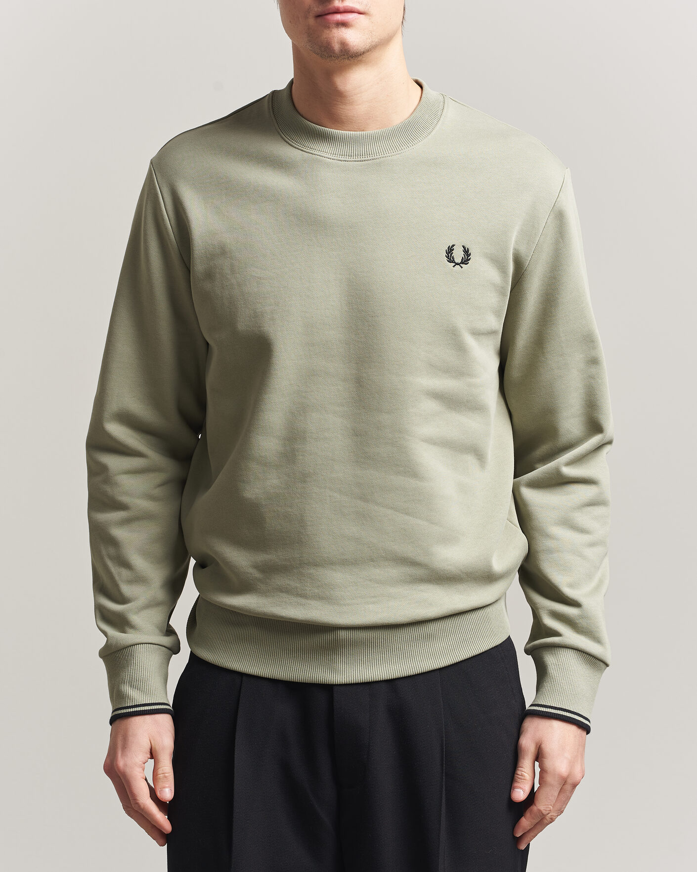 Men | Sweaters & Knitwear | Fred Perry | Crew Neck Sweatshirt Seagrass Green