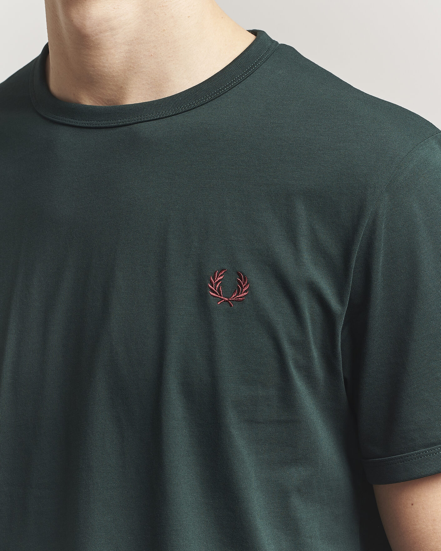 Men | T-Shirts | Fred Perry | Ringer T-Shirt Grassroots Green