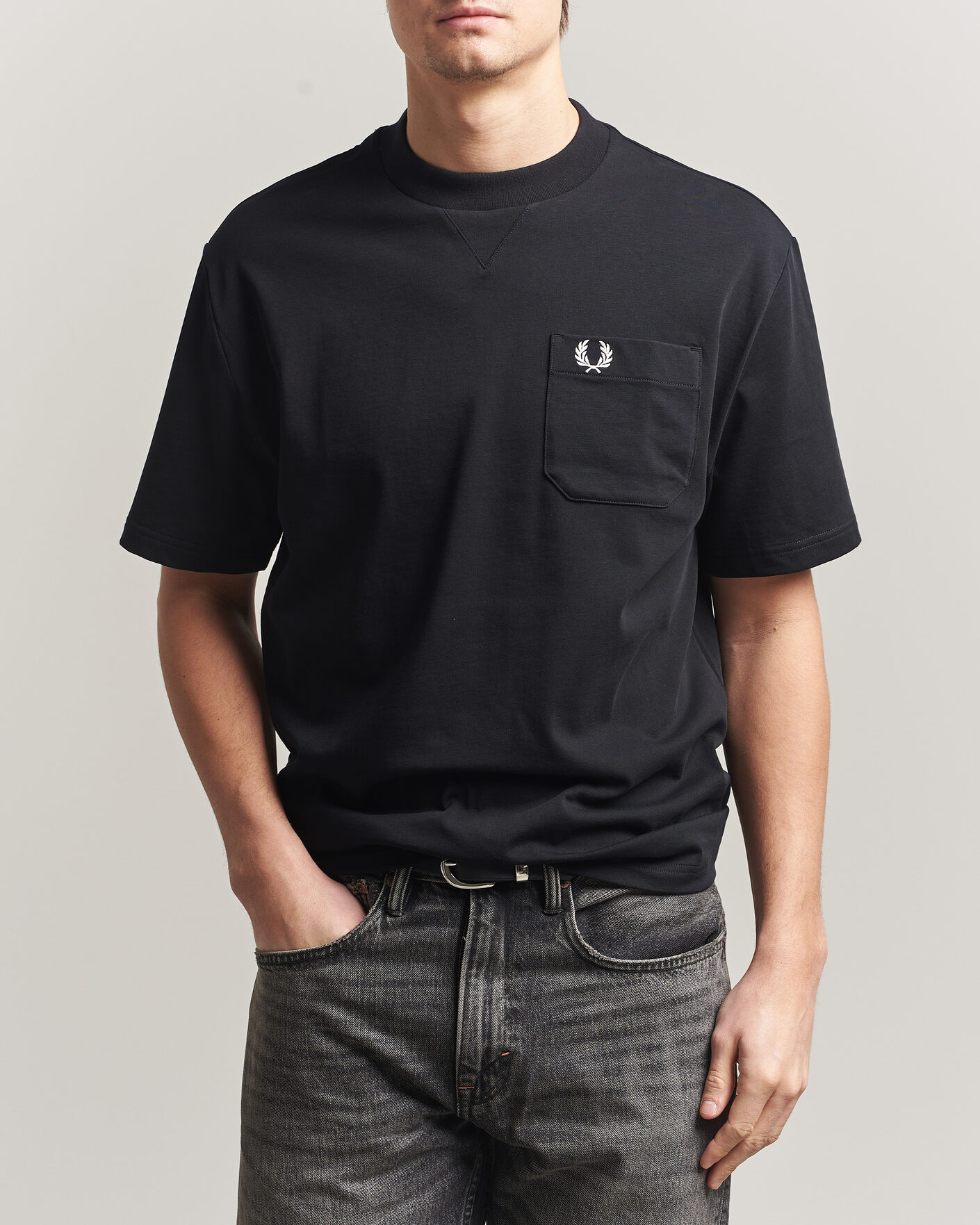 Men | T-Shirts | Fred Perry | Heavy Pocket T-Shirt Black