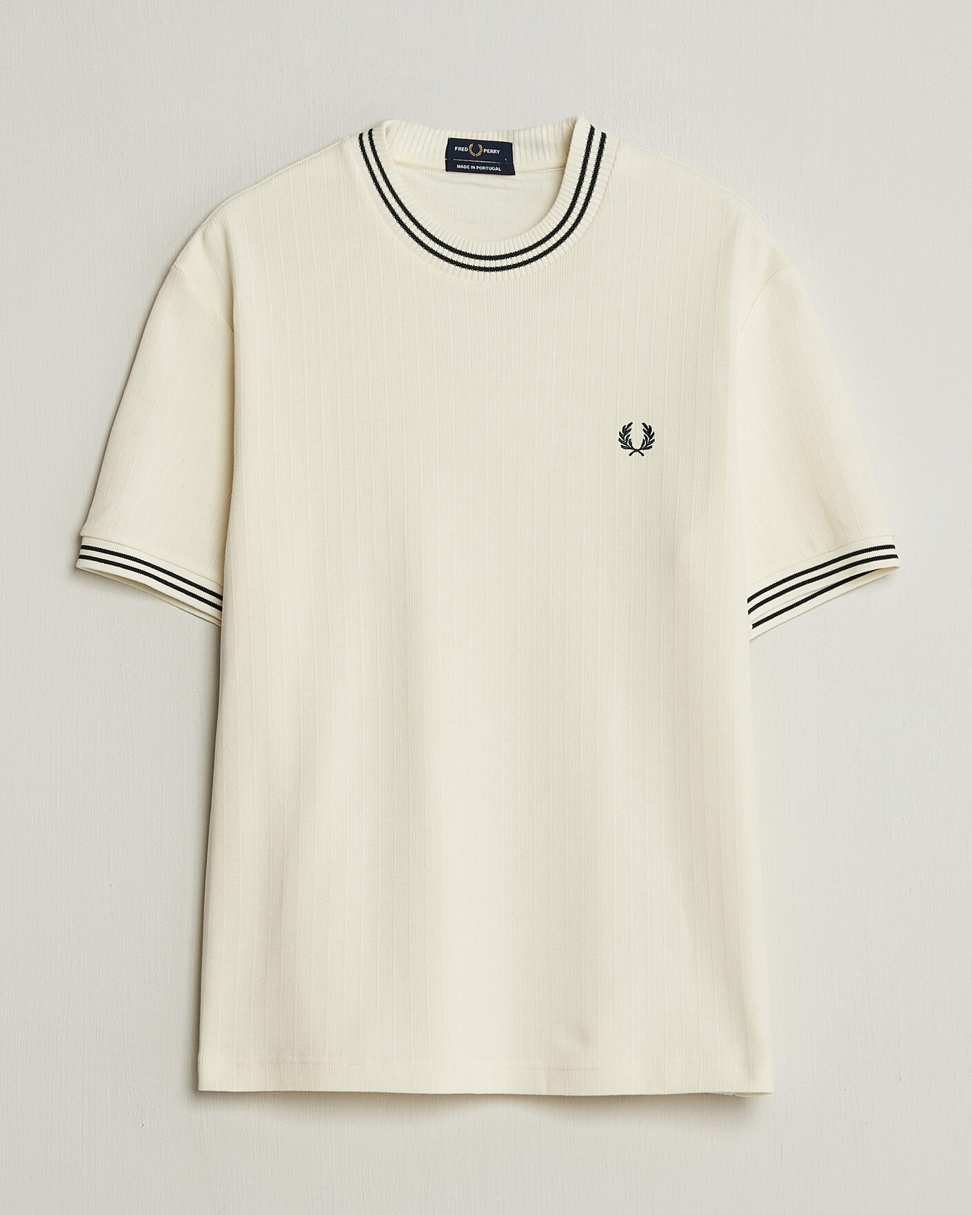 Men | T-Shirts | Fred Perry | Rib Knitted T-Shirt Ecru
