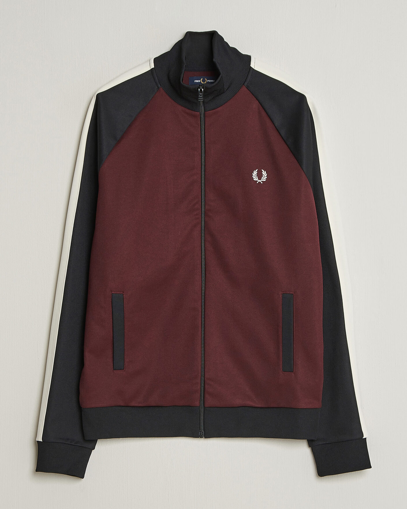 Men | Sweaters & Knitwear | Fred Perry | Contrast Sleeve Track Jacket Oxblood