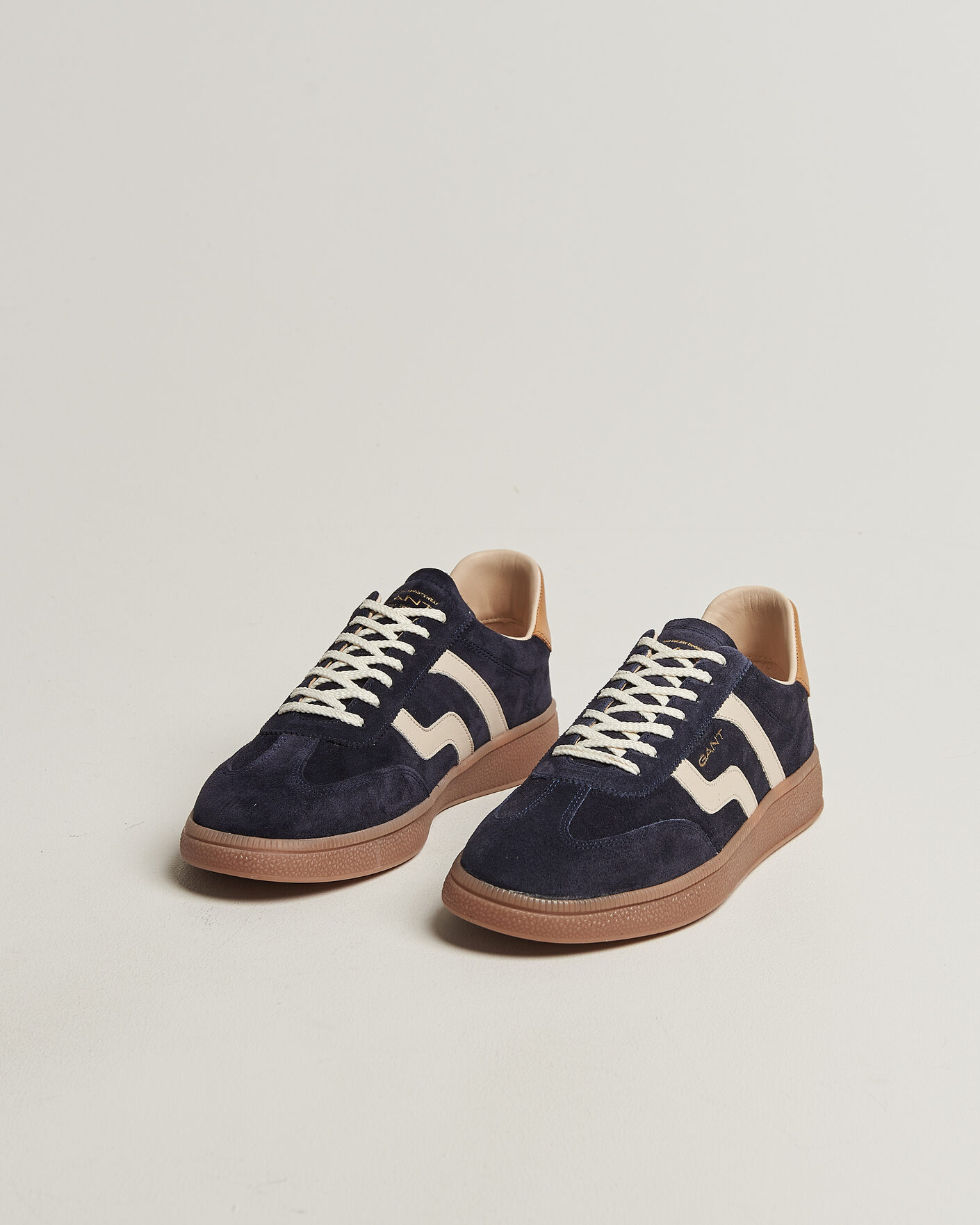 Men | Sneakers | GANT | Cuzmo Suede Sneaker Marine/White