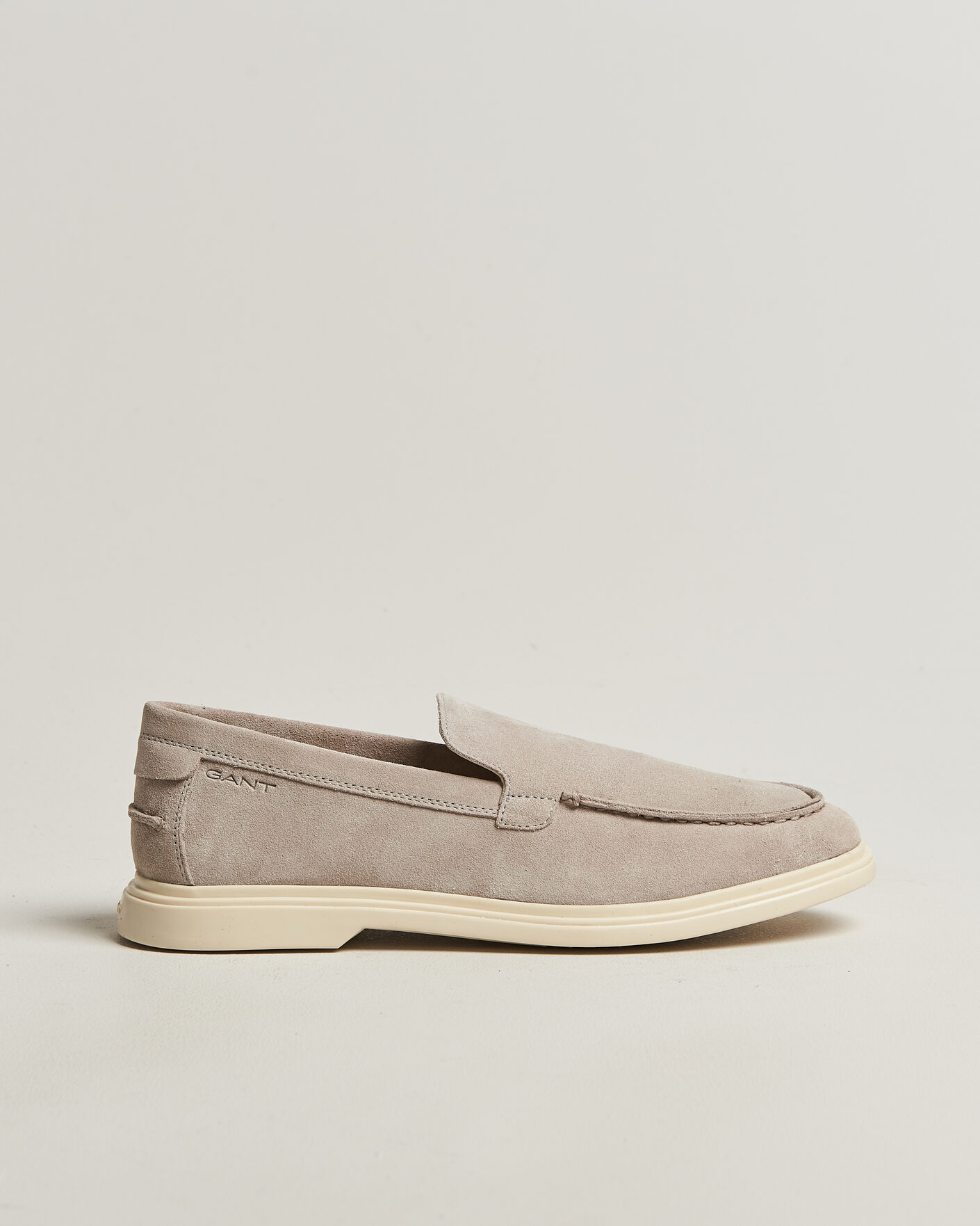 Men | Loafers | GANT | Boery Suede Loafer Taupe